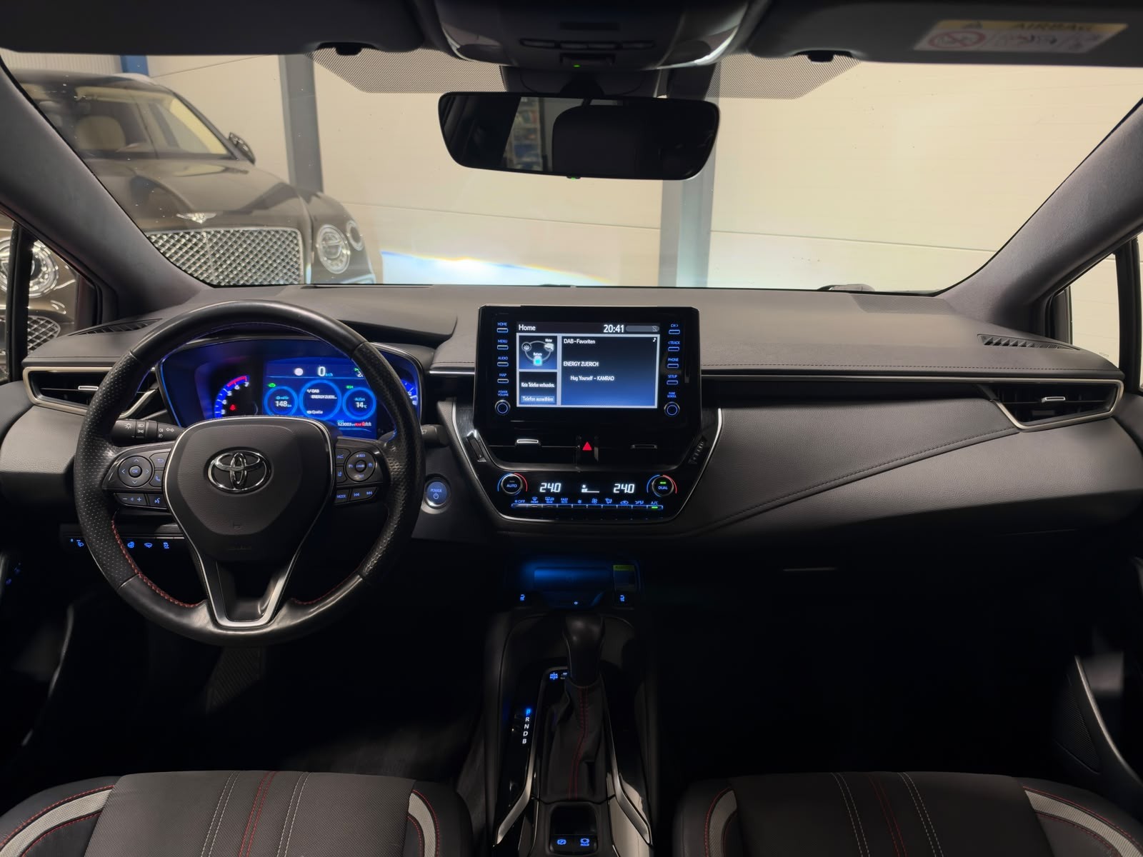 TOYOTA Corolla 1.8 HSD Active-image-5