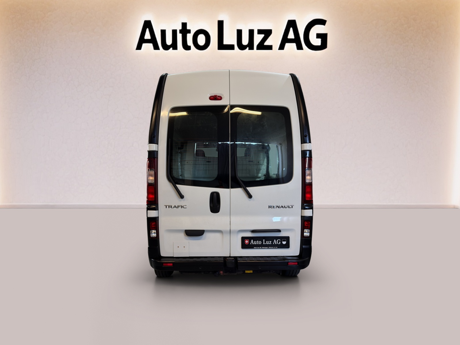 RENAULT RENAULT Trafic 2.0 Blue dCi 150 Advance L2H2 EN-showroom-element-2