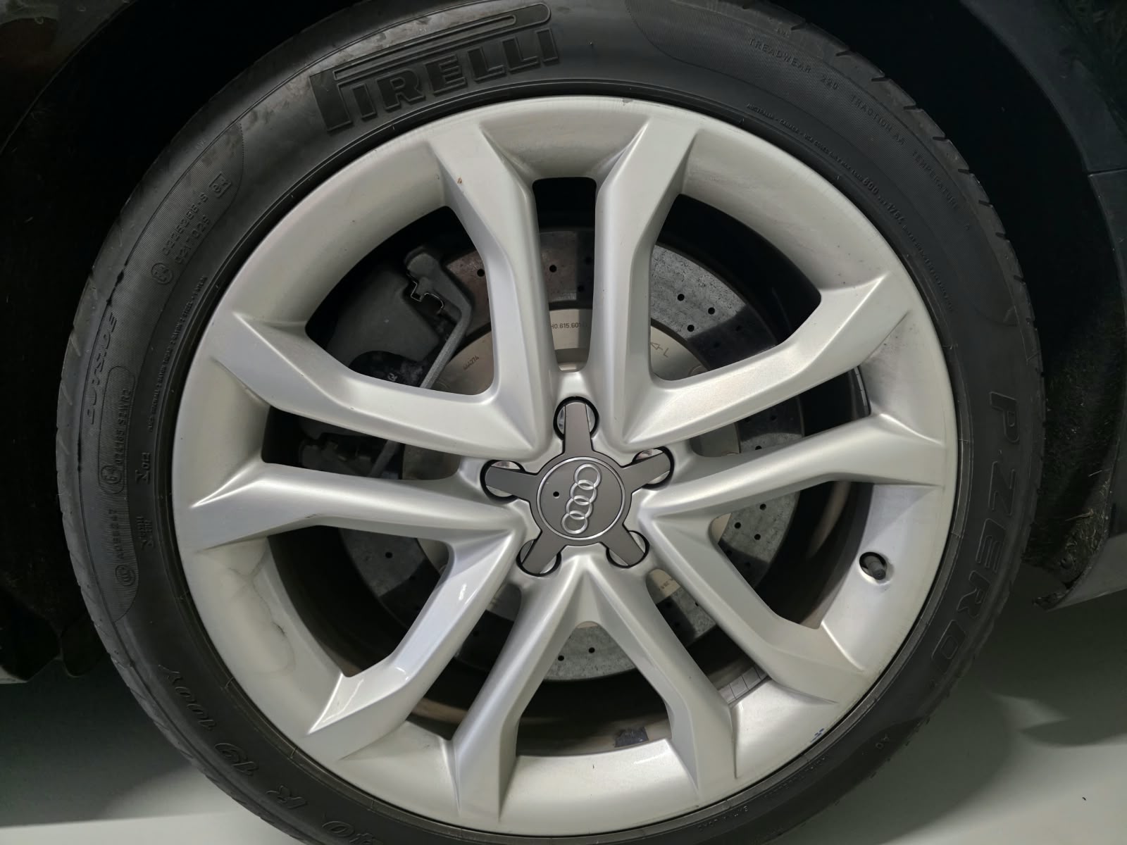 AUDI S6 Limousine 4.0 TFSI V8 quattro S-tronic-image-28