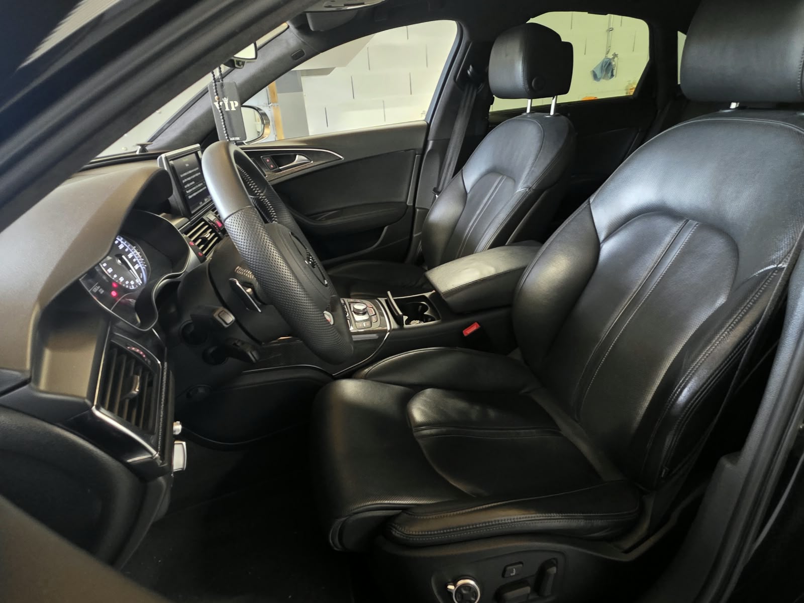 AUDI S6 Limousine 4.0 TFSI V8 quattro S-tronic-image-7