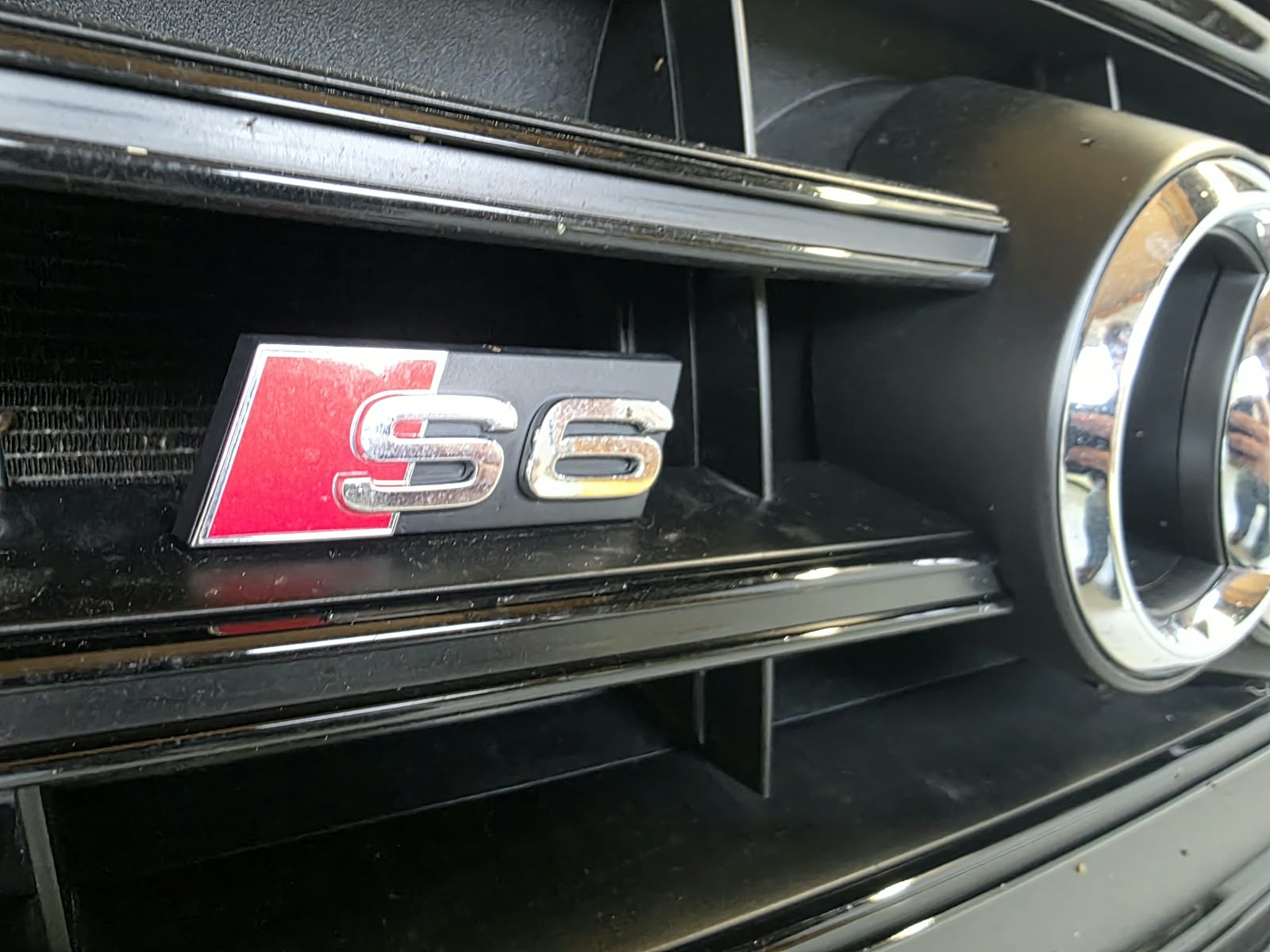 AUDI S6 Limousine 4.0 TFSI V8 quattro S-tronic-image-24