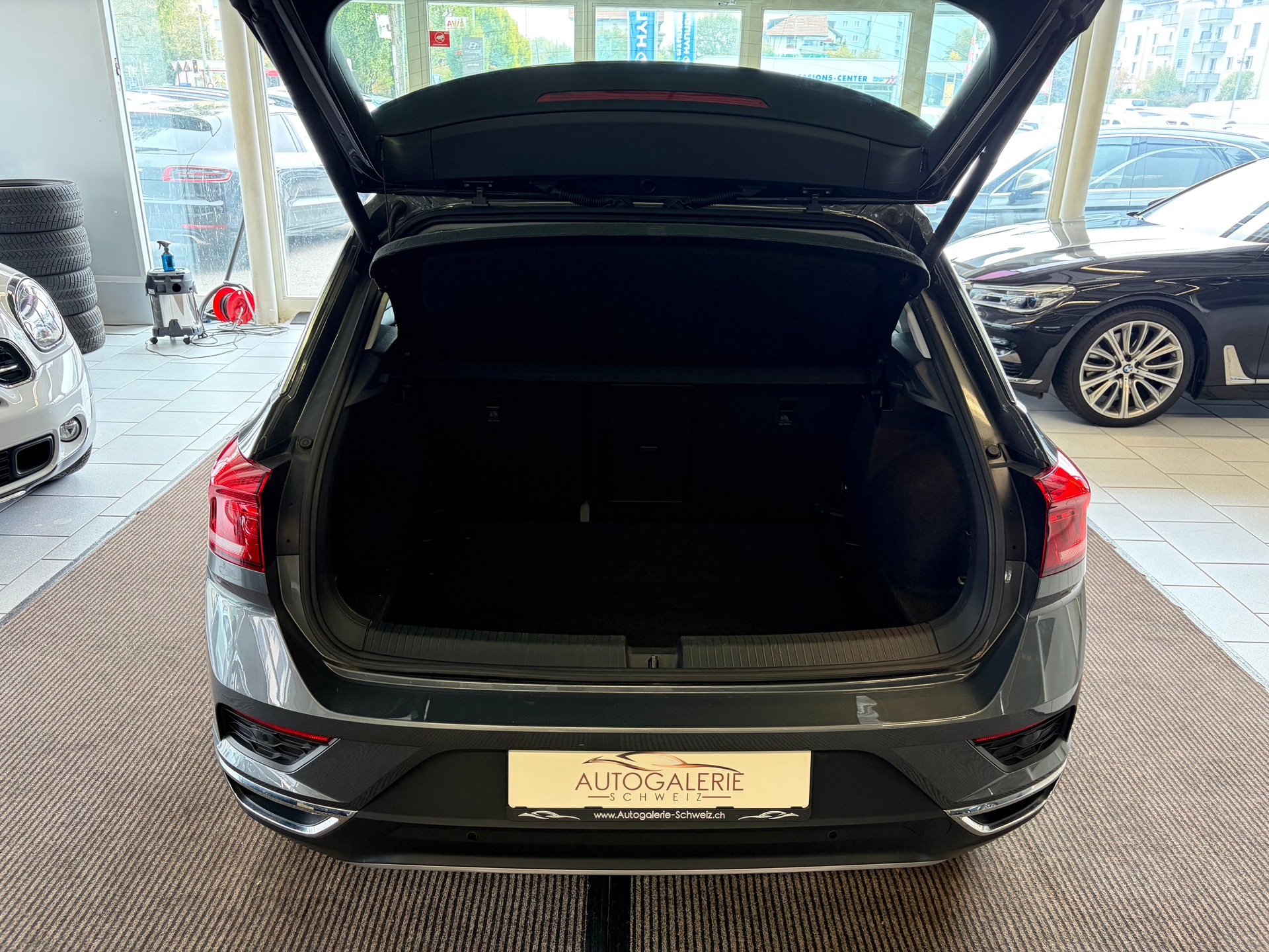 VW T-Roc 1.5 TSI EVO Advance DSG | Anhängerkupplung | Kamera | Winterpaket | Wireless App Connect |-image-24