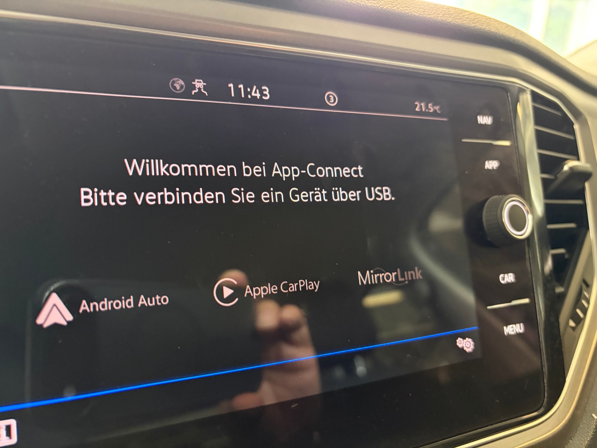 VW T-Roc 1.5 TSI EVO Advance DSG | Anhängerkupplung | Kamera | Winterpaket | Wireless App Connect |-image-17