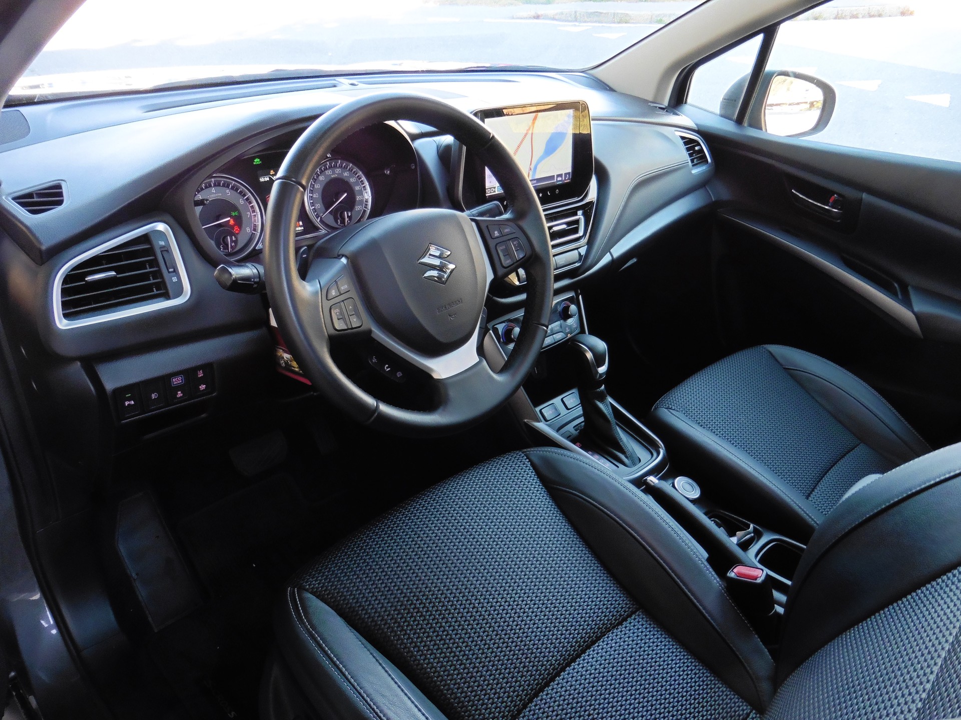 SUZUKI S-Cross 1.5 Compact Top Hybrid-image-13