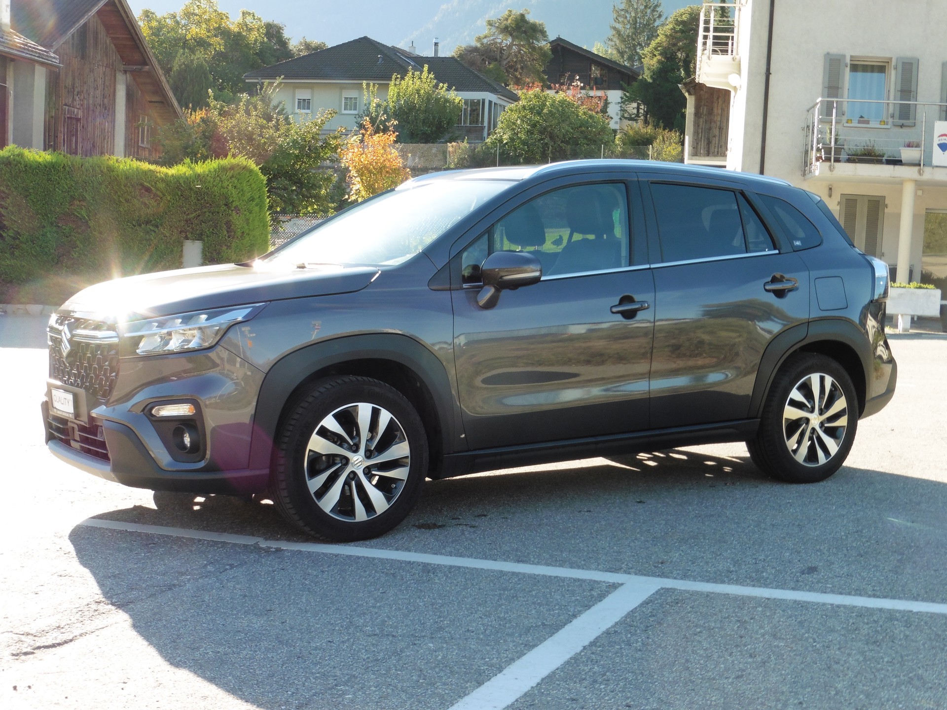 SUZUKI S-Cross 1.5 Compact Top Hybrid-image-5