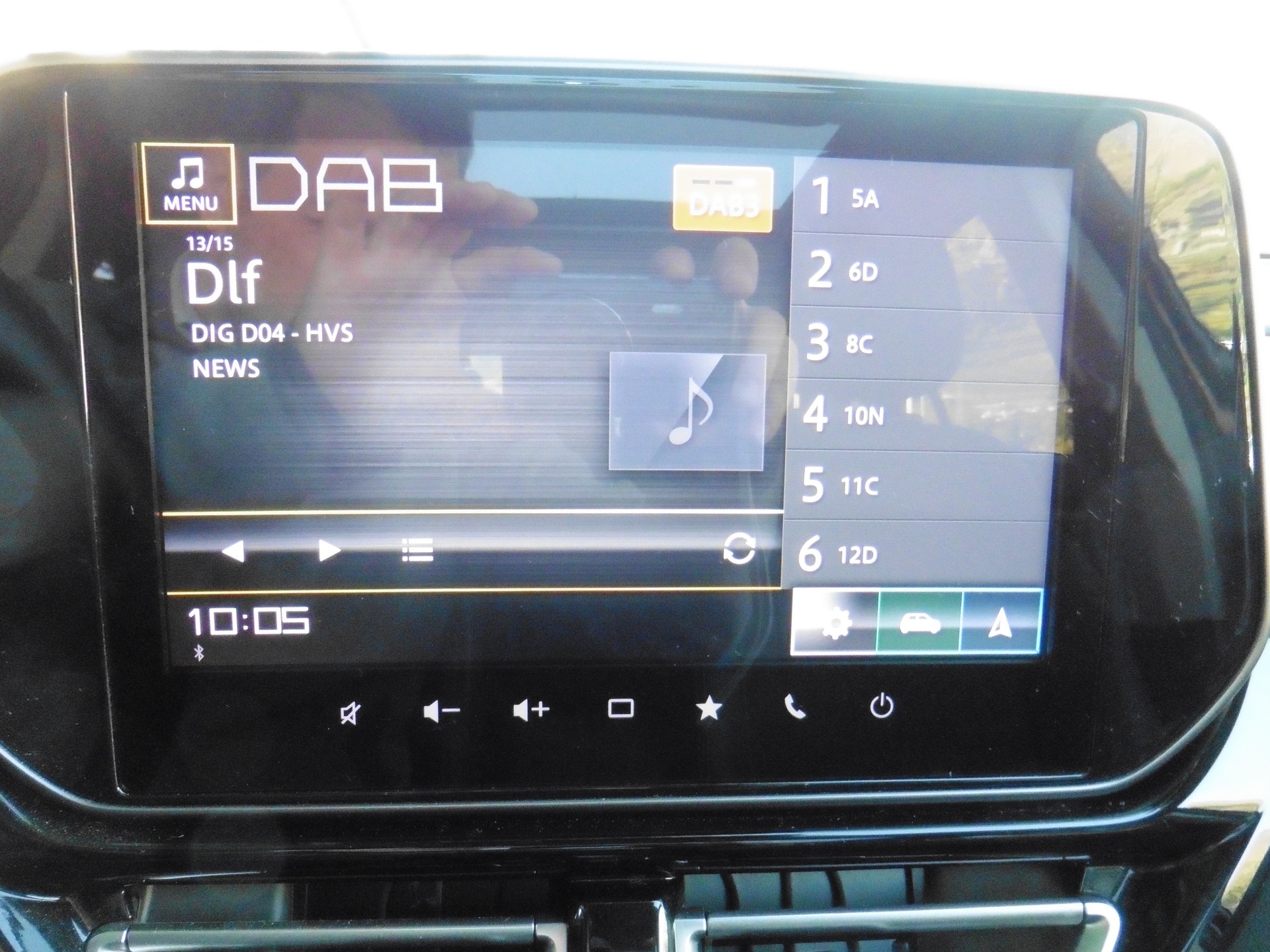 SUZUKI S-Cross 1.5 Compact Top Hybrid-image-16