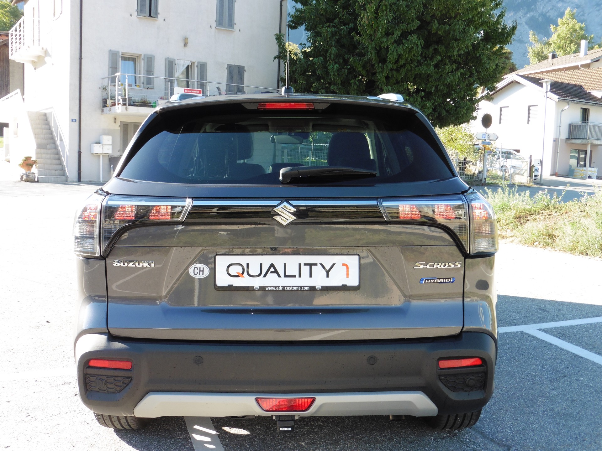 SUZUKI S-Cross 1.5 Compact Top Hybrid-image-8