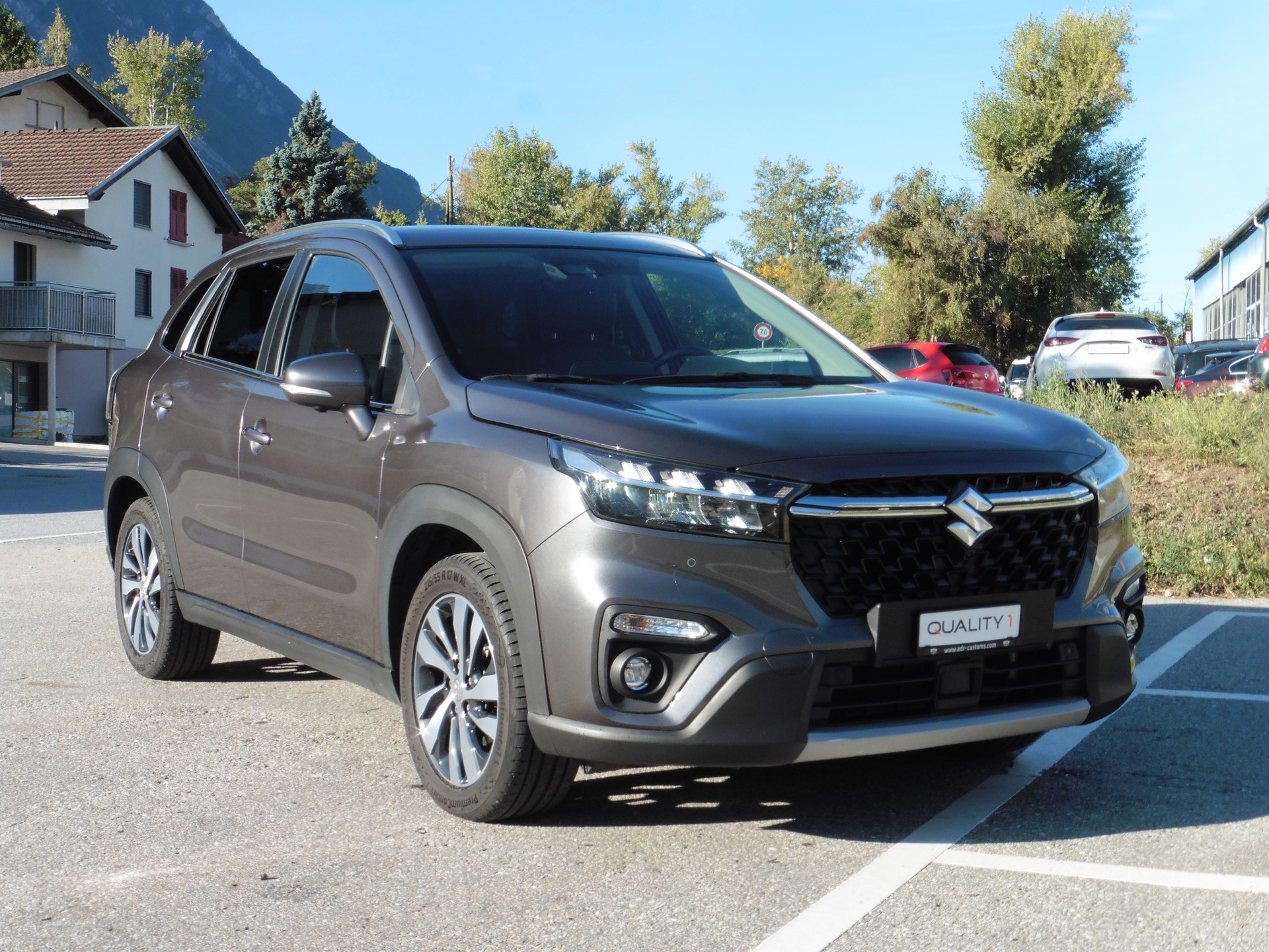 SUZUKI S-Cross 1.5 Compact Top Hybrid-image-1