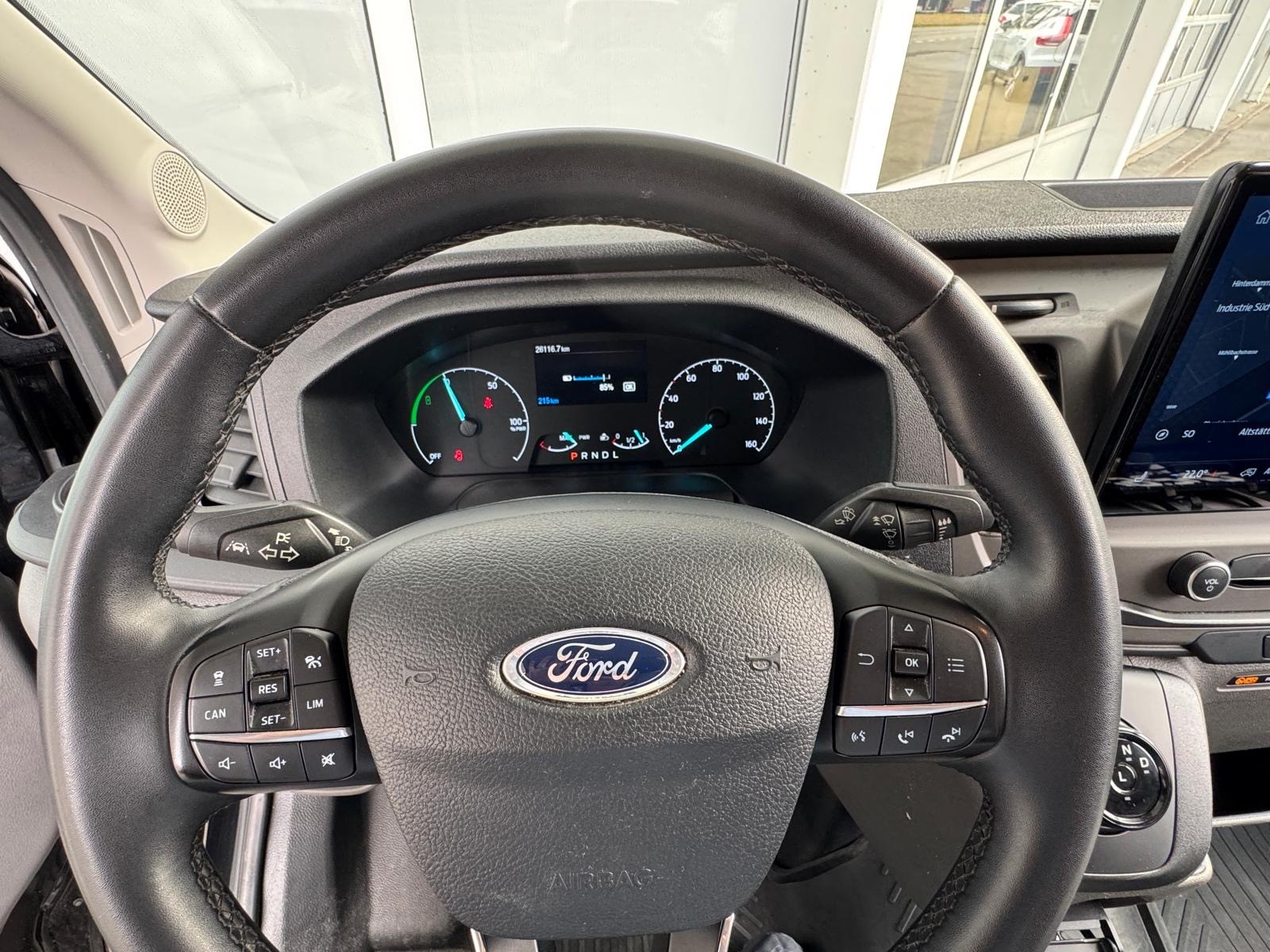FORD E-Transit Van 350 L2 H2 Trend RWD 68kWh-image-9