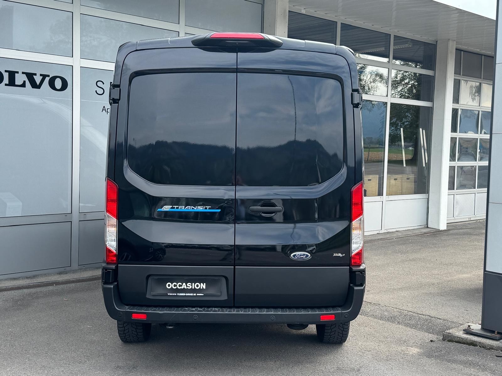 FORD E-Transit Van 350 L2 H2 Trend RWD 68kWh-image-25
