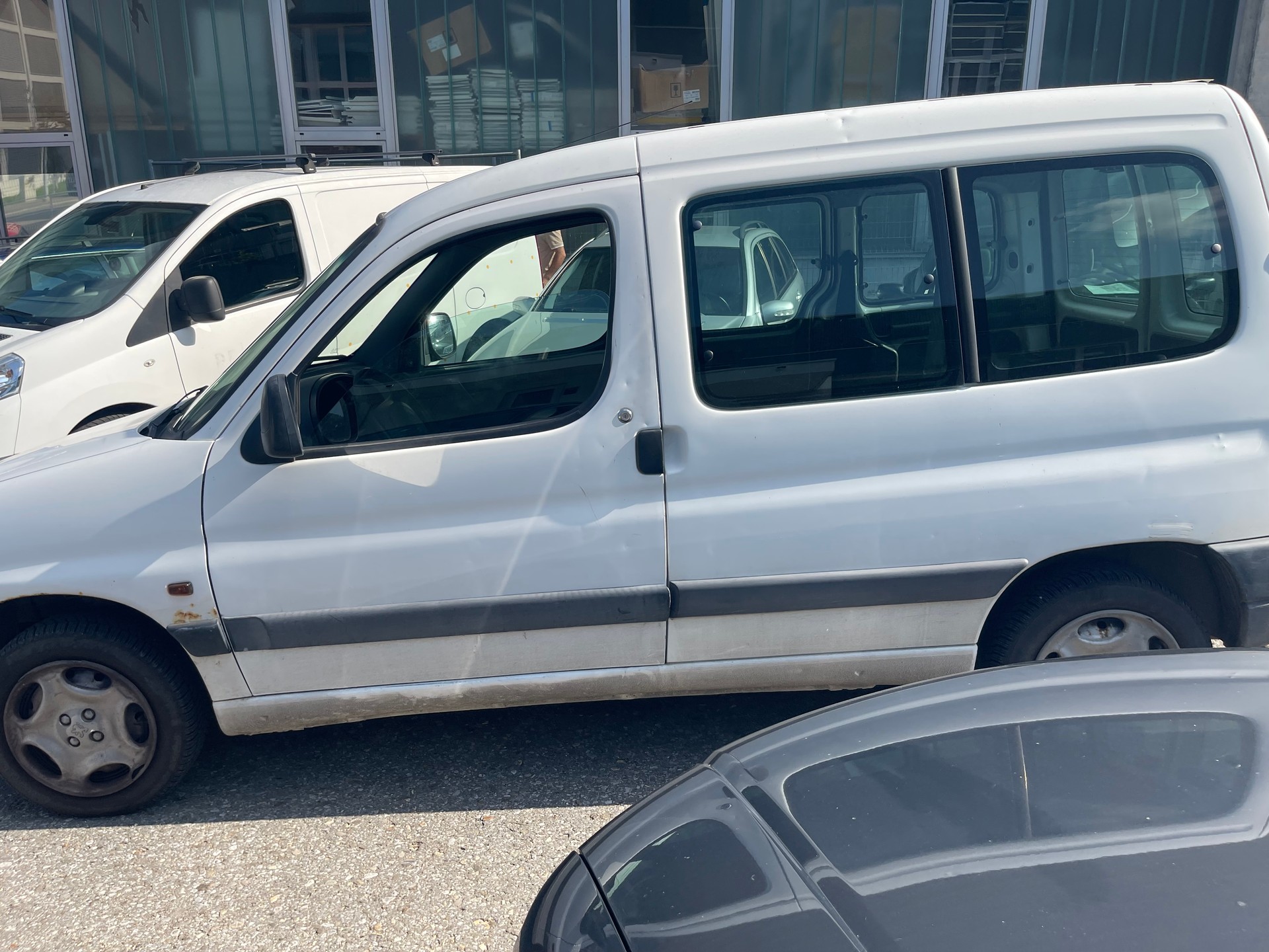 PEUGEOT Partner 1.4-image-8