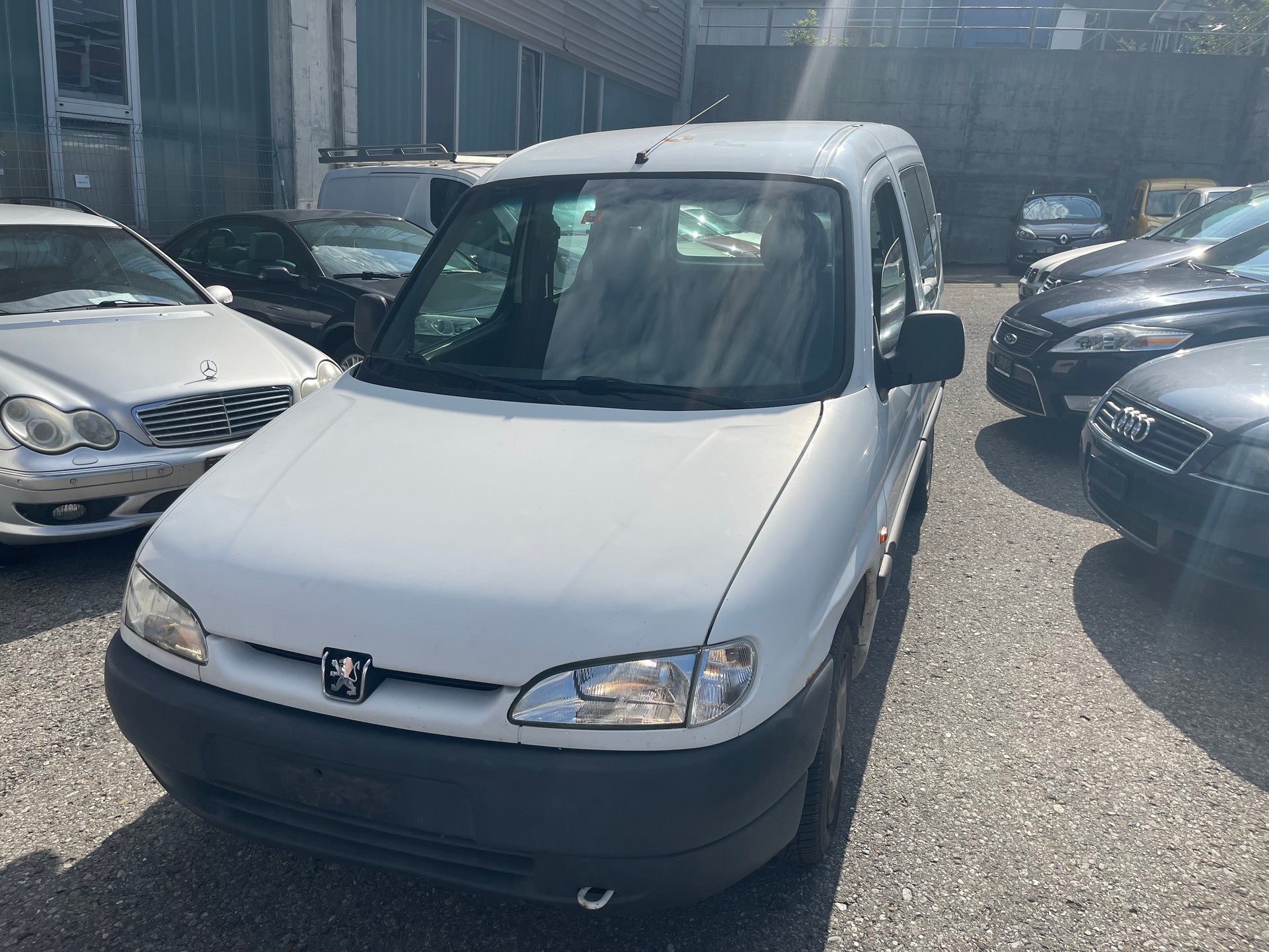 PEUGEOT Partner 1.4-image-0