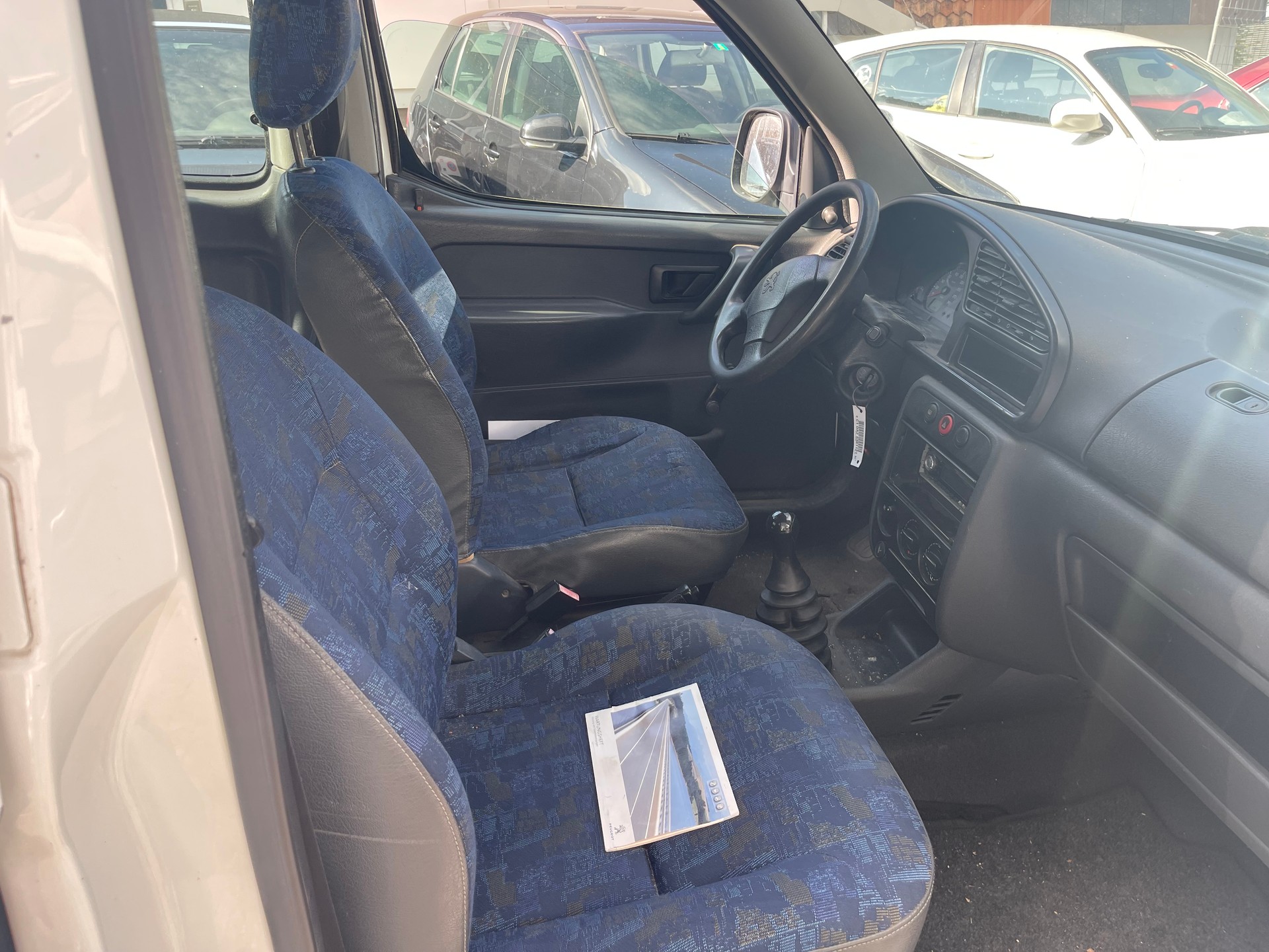 PEUGEOT Partner 1.4-image-6