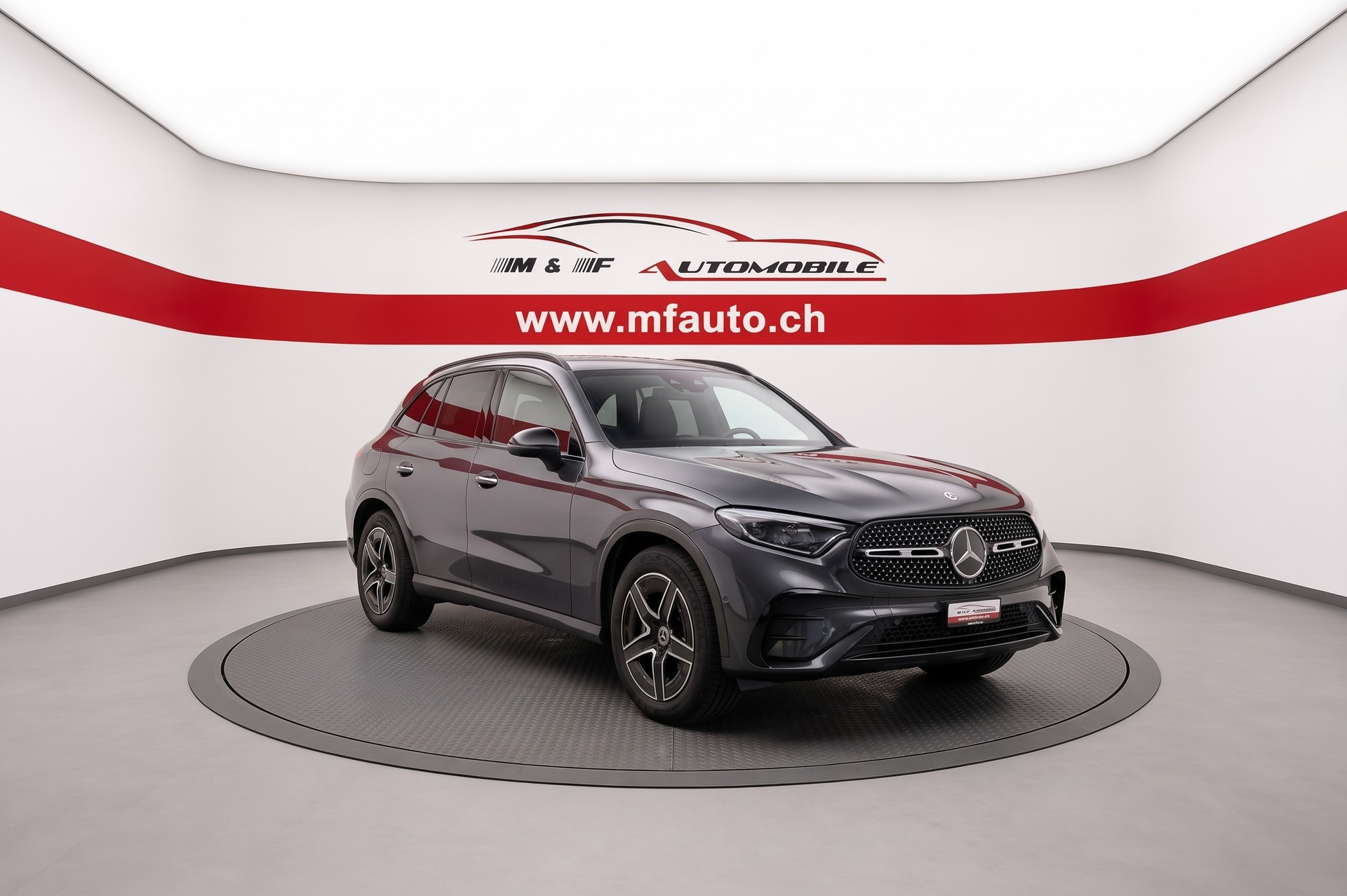 MERCEDES-BENZ GLC 220 d AMG Line 4matic * H FAHRZEUG AUS 1. HAND * GRATIS *-showroom-element-1