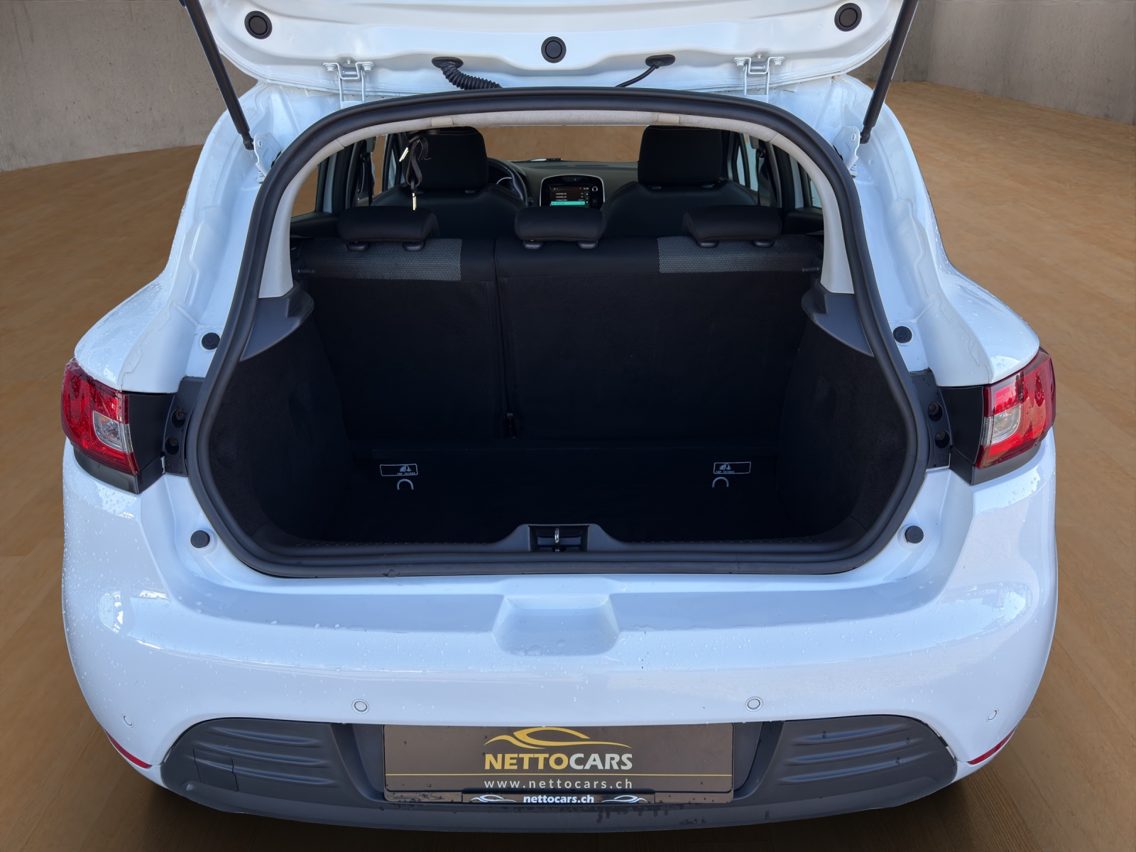 RENAULT Clio 1.5 dCi Intens EDC-image-17