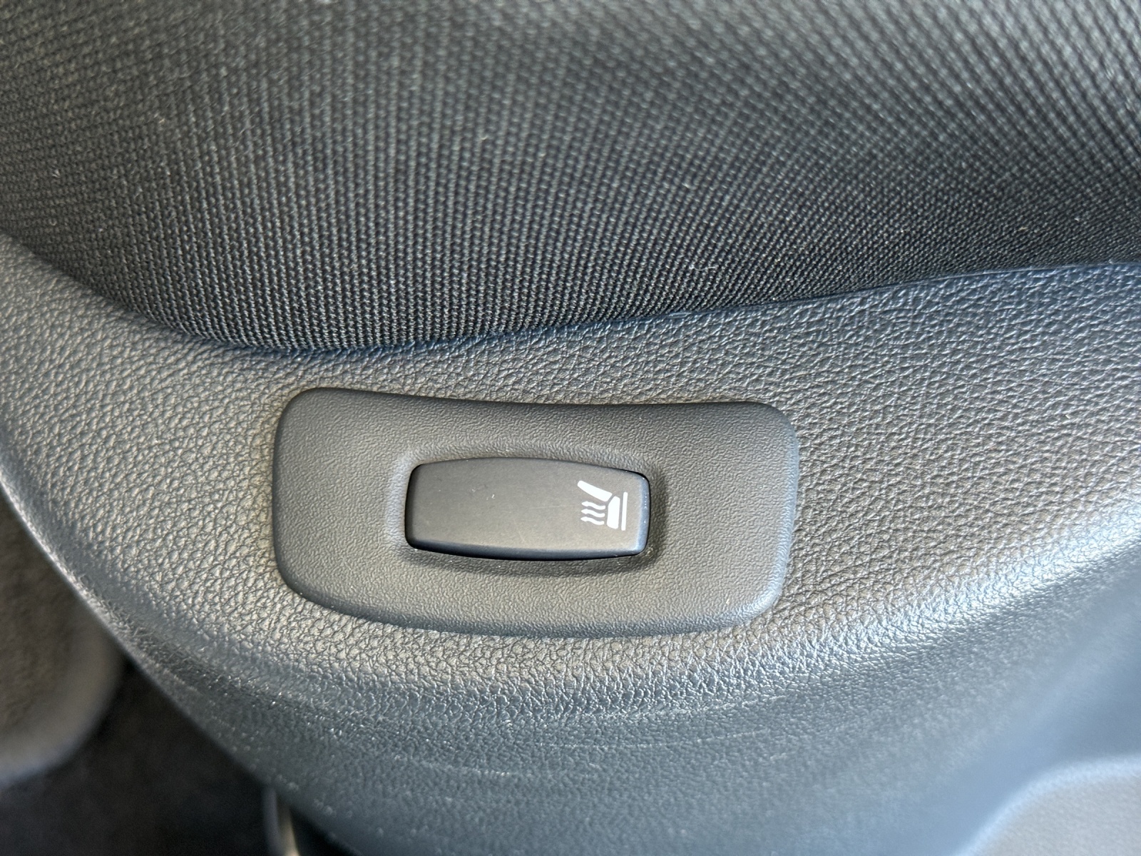 RENAULT Clio 1.5 dCi Intens EDC-image-16