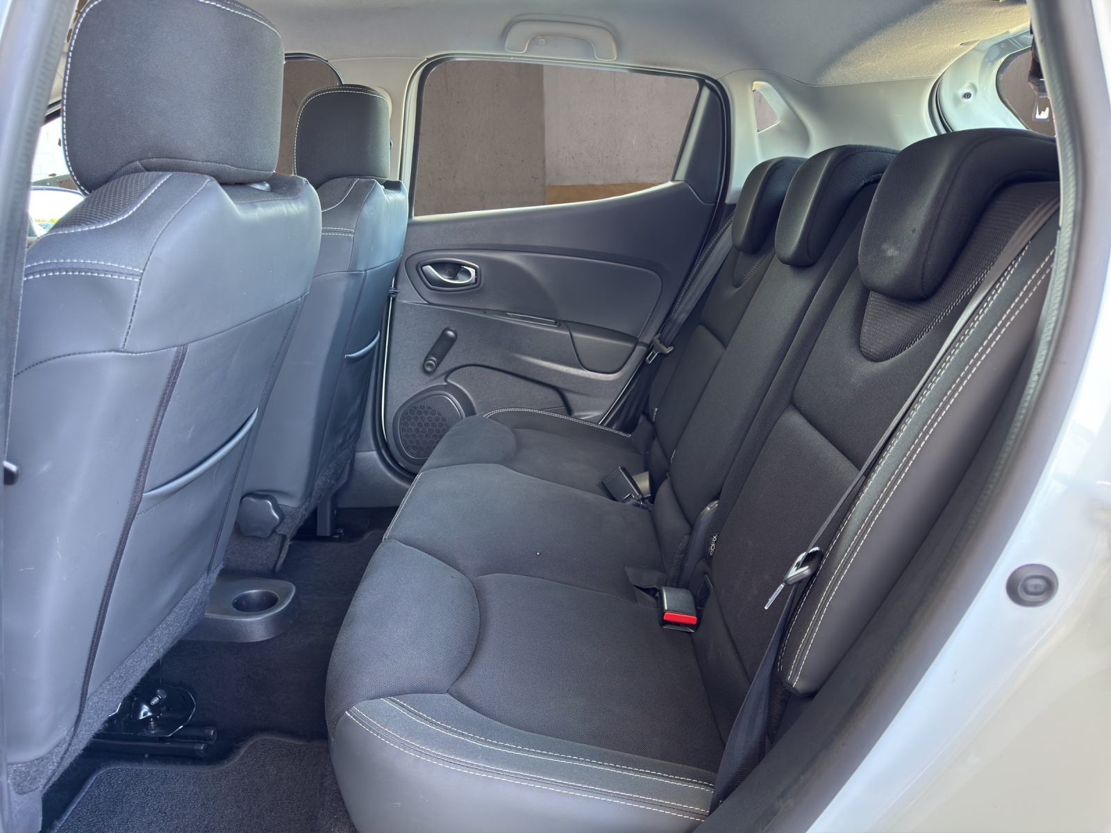 RENAULT Clio 1.5 dCi Intens EDC-image-6