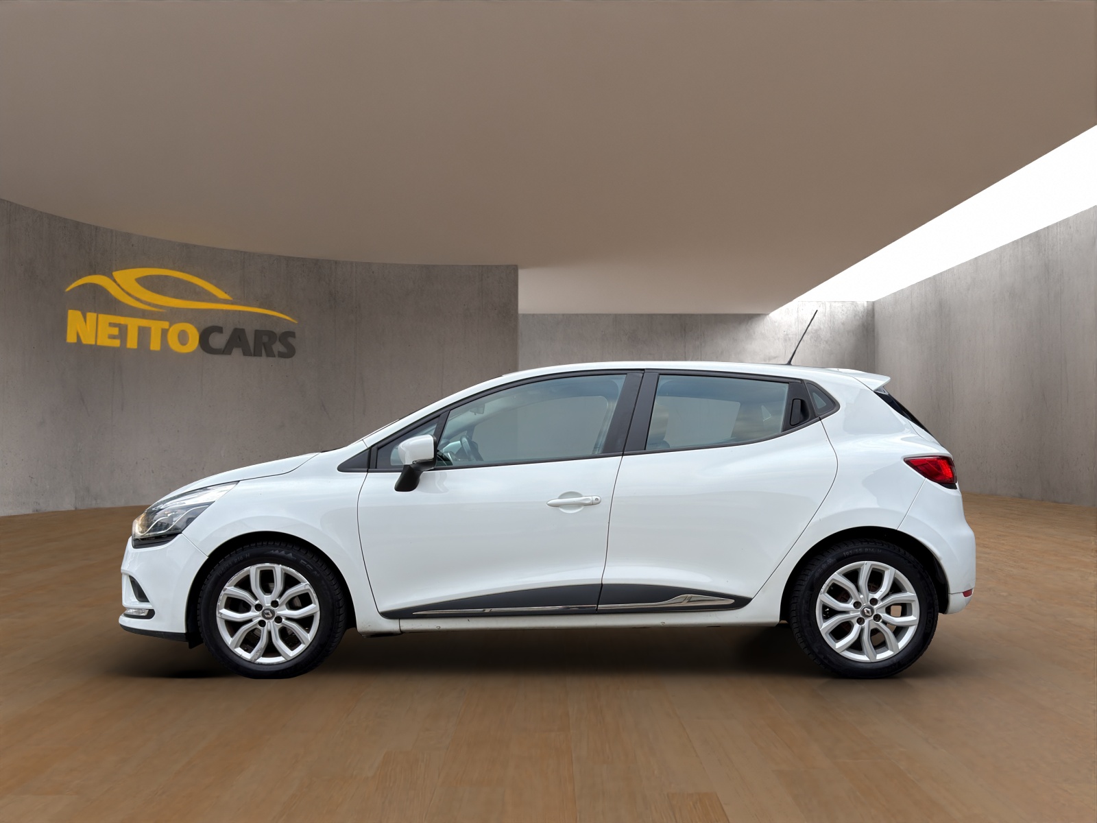 RENAULT Clio 1.5 dCi Intens EDC-image-4