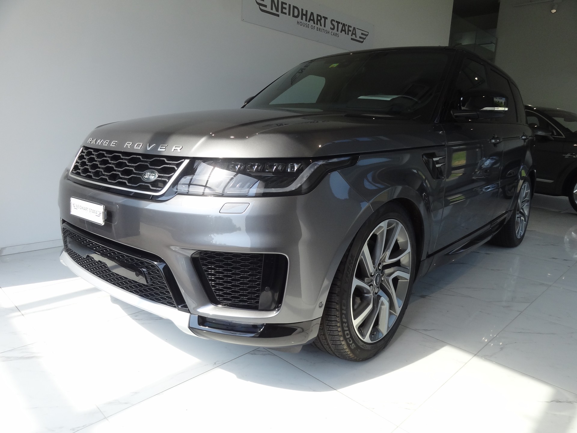 LAND ROVER Range Rover Sport 2.0 Si4 HSE Automatic-image-1