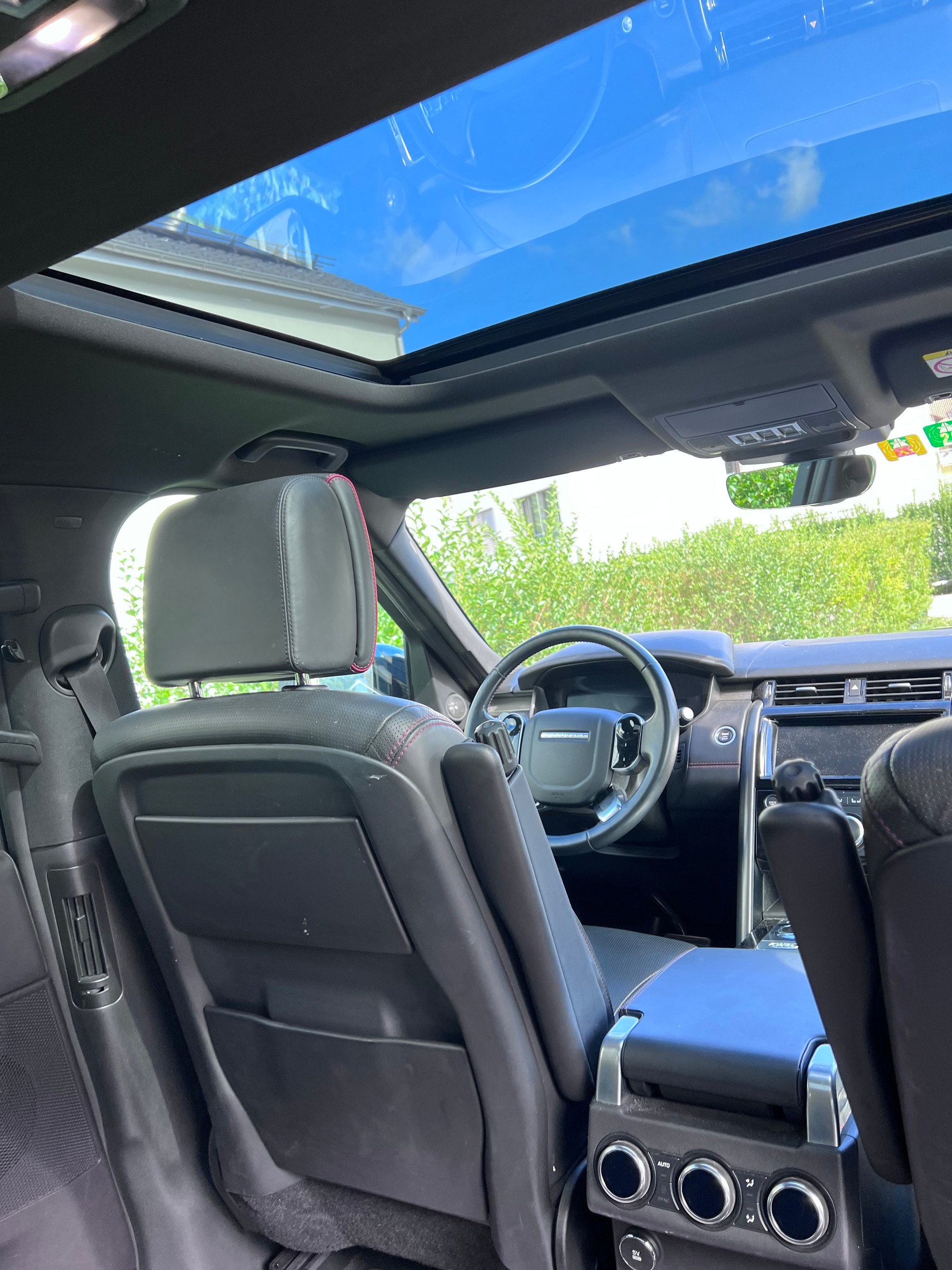 LAND ROVER Discovery 3.0 SDV6 HSE Luxury Automatic-image-6