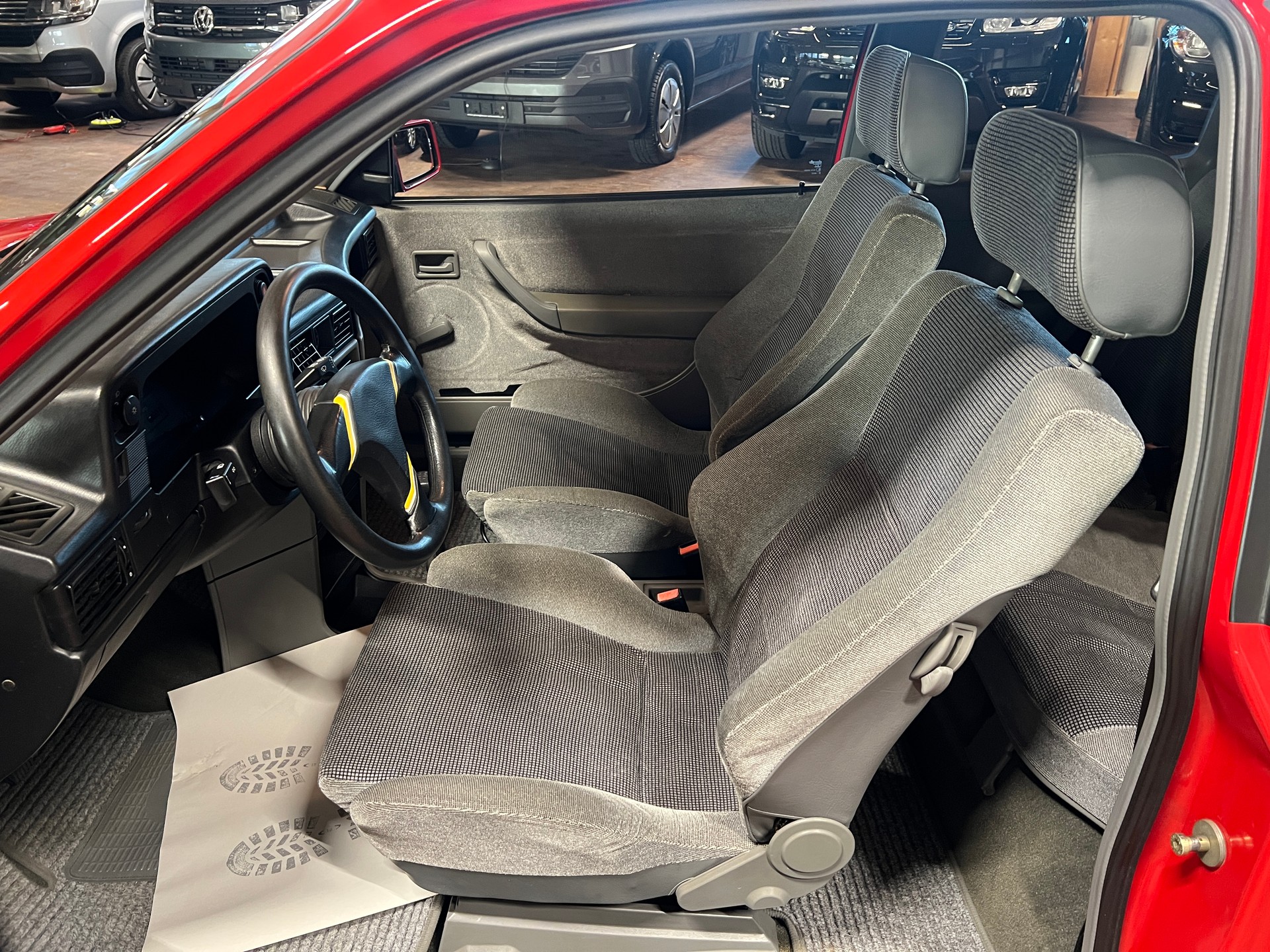 OPEL Kadett 1800 GSi-image-8