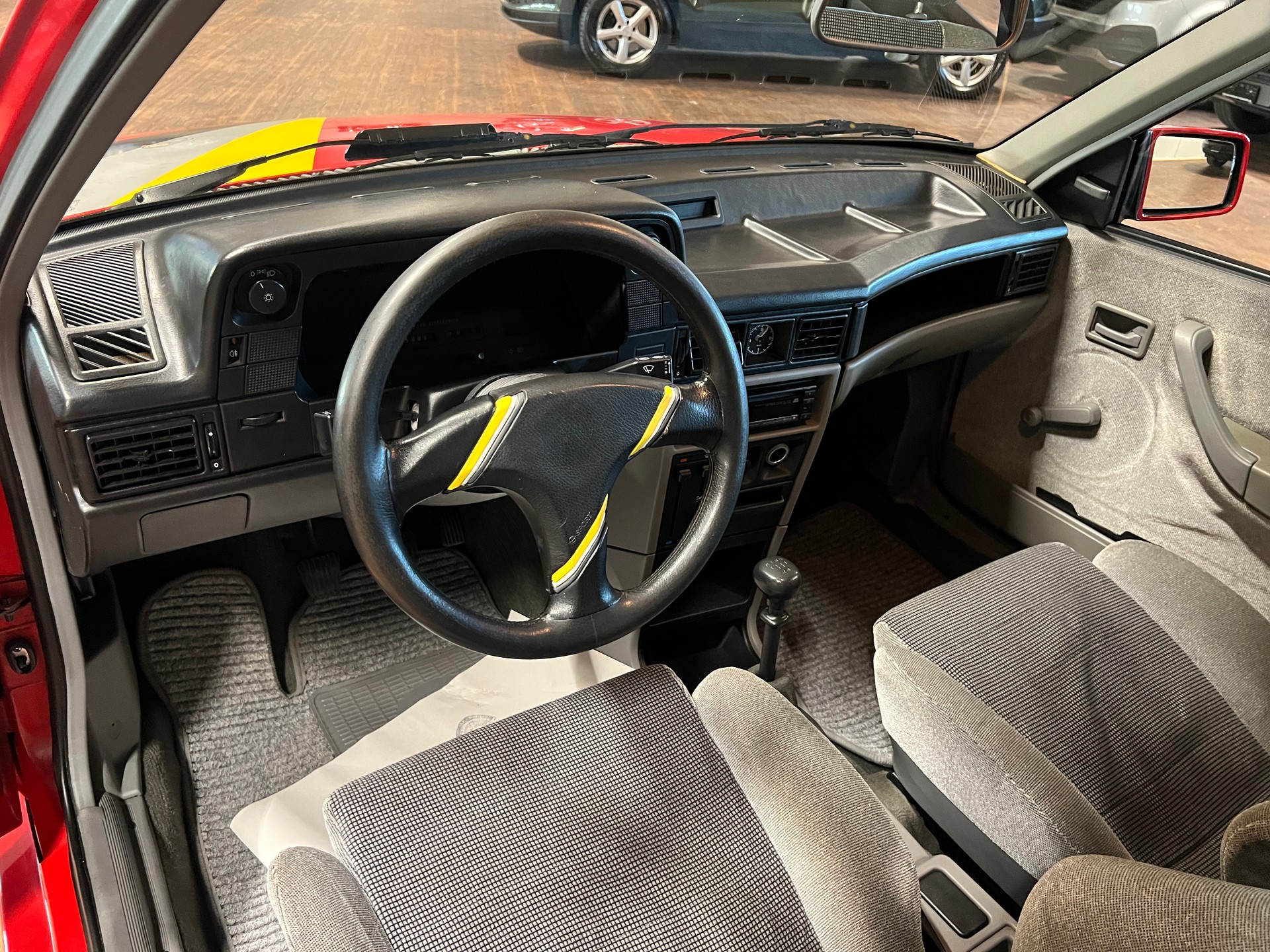 OPEL Kadett 1800 GSi-image-9