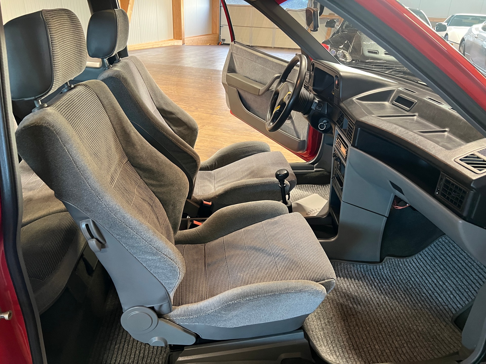 OPEL Kadett 1800 GSi-image-11