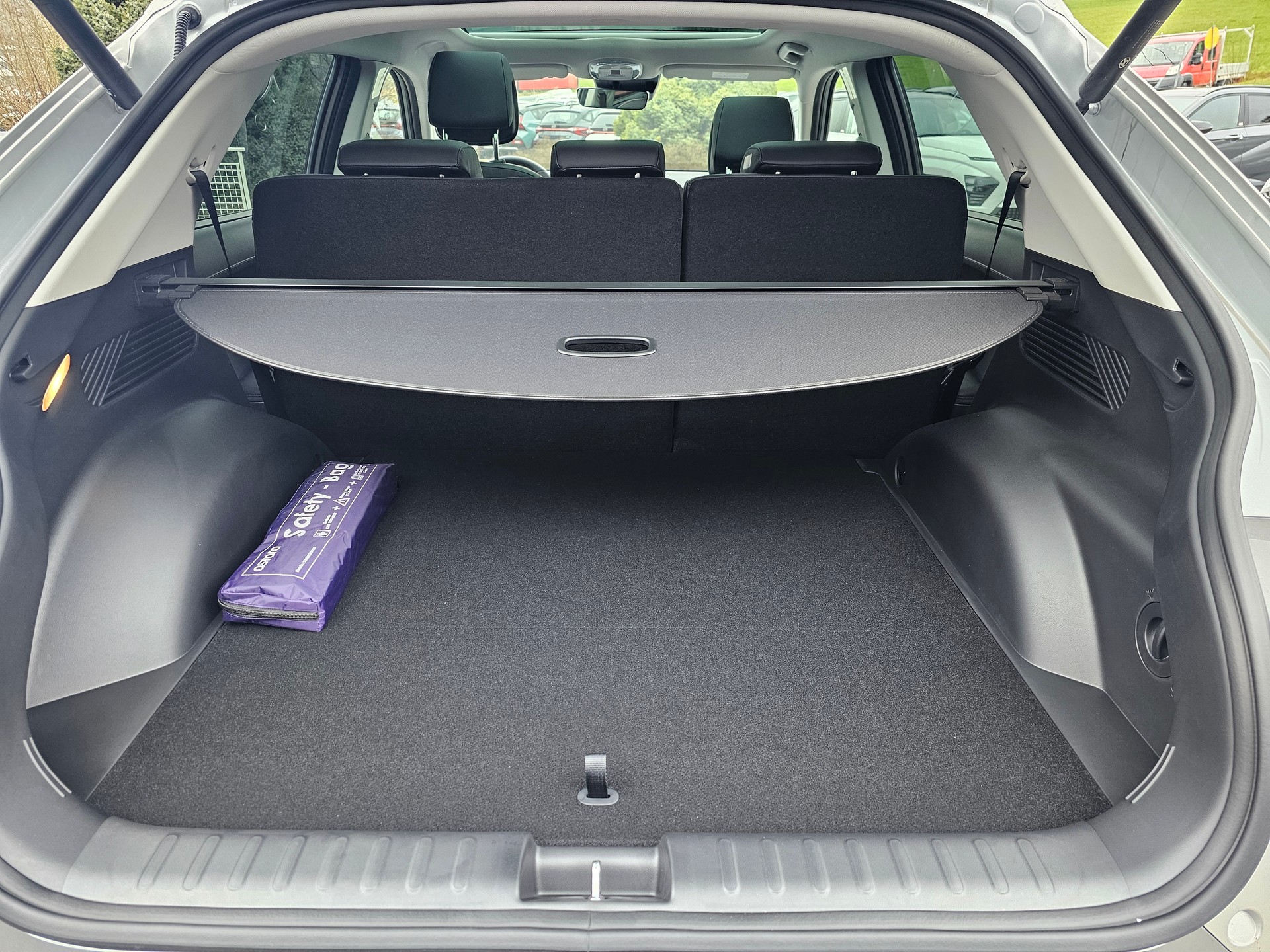 HYUNDAI Ioniq 5 77kWh Vertex 4WD-image-6