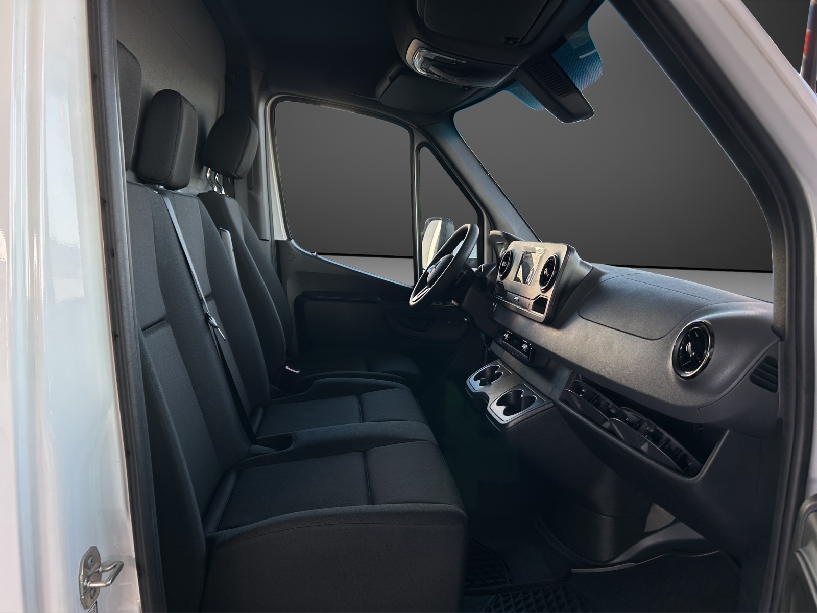MERCEDES-BENZ Sprinter 317 CDI Lang 9G-TRONIC-image-9