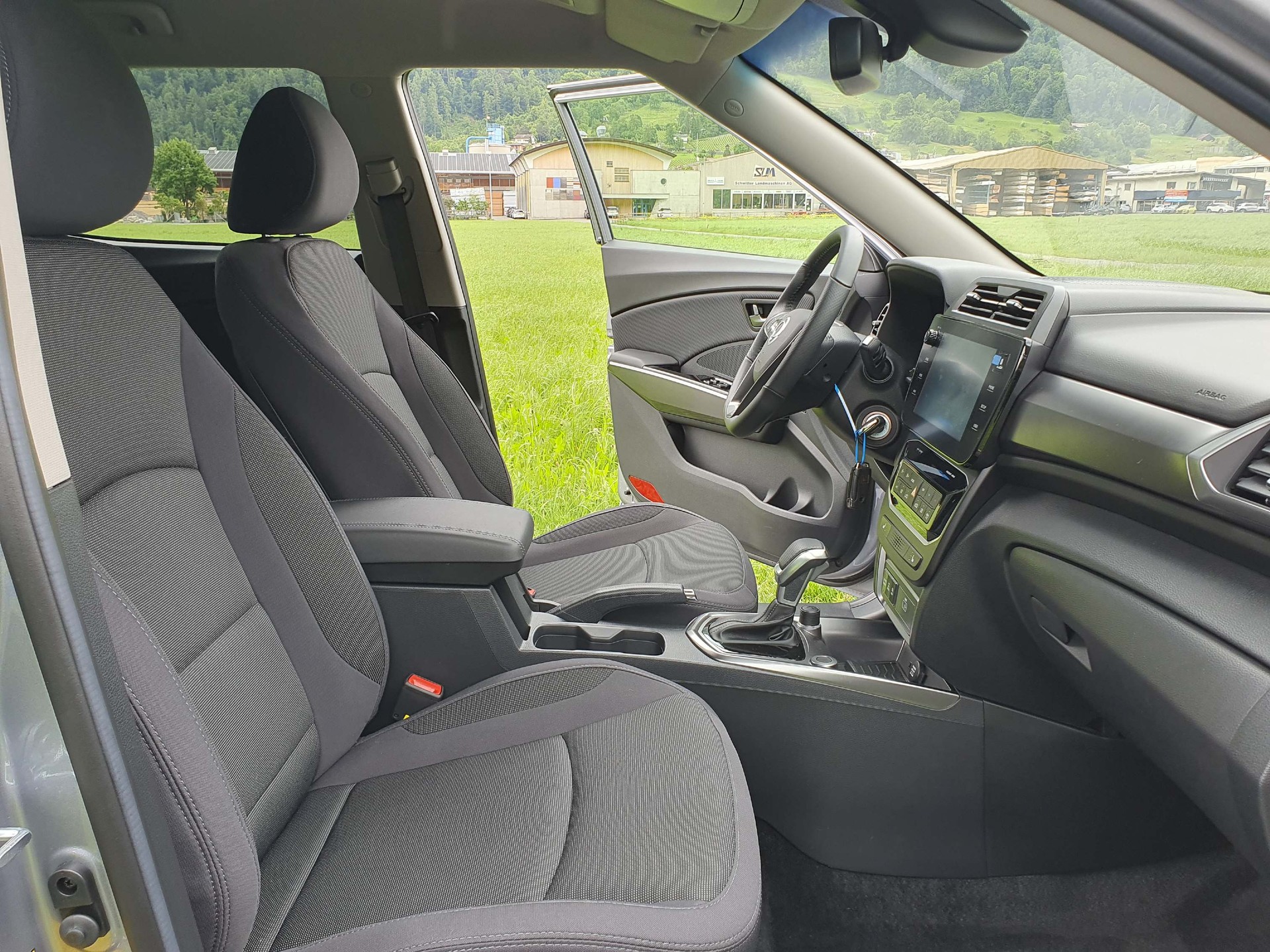 KGM-SsangYong Tivoli 1.5 Turbo 4WD Swiss+-image-8