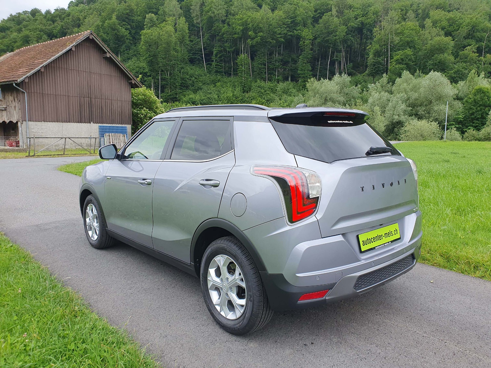 KGM-SsangYong Tivoli 1.5 Turbo 4WD Swiss+-image-4