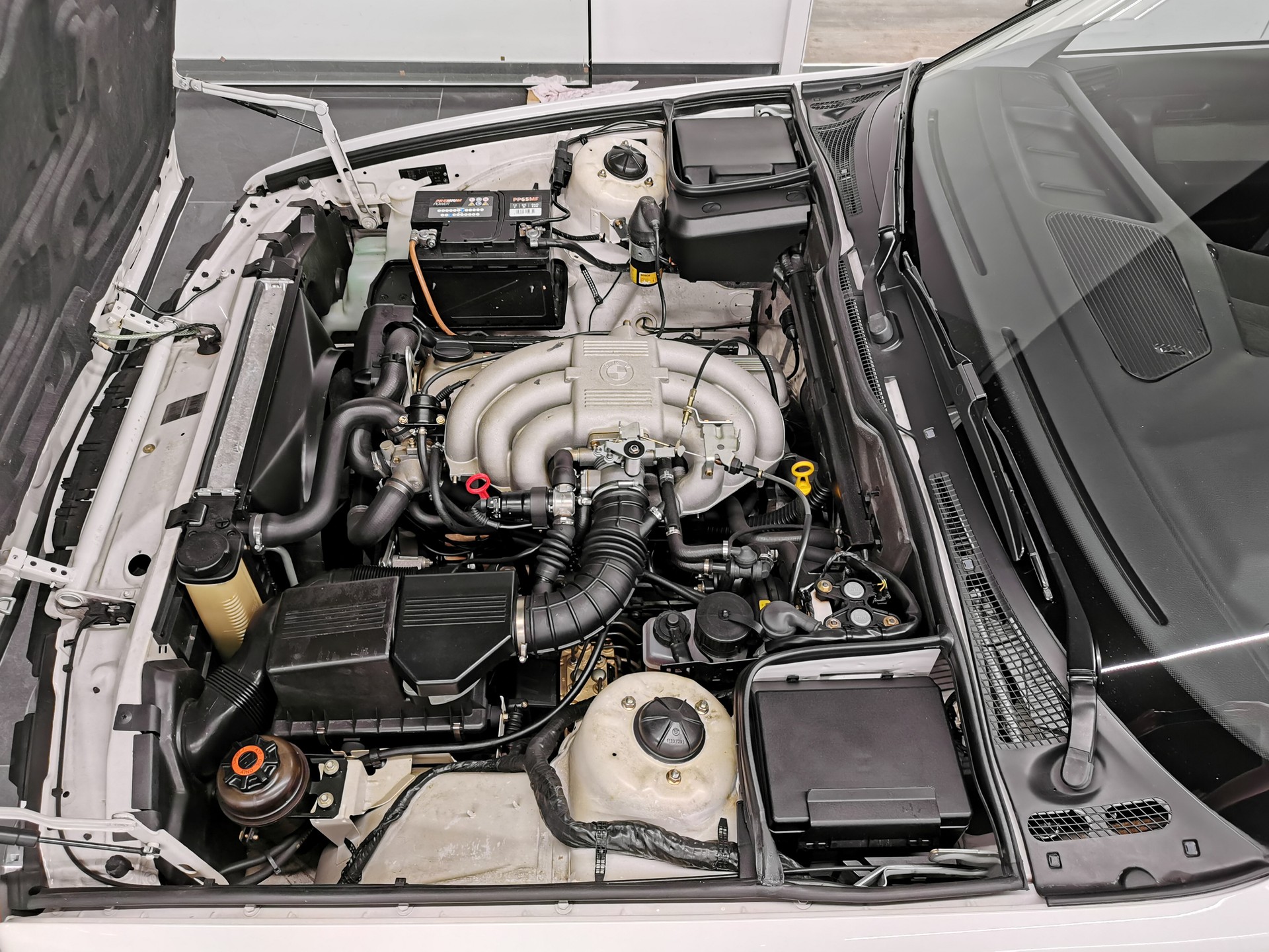 BMW 525i A Veteran-image-15