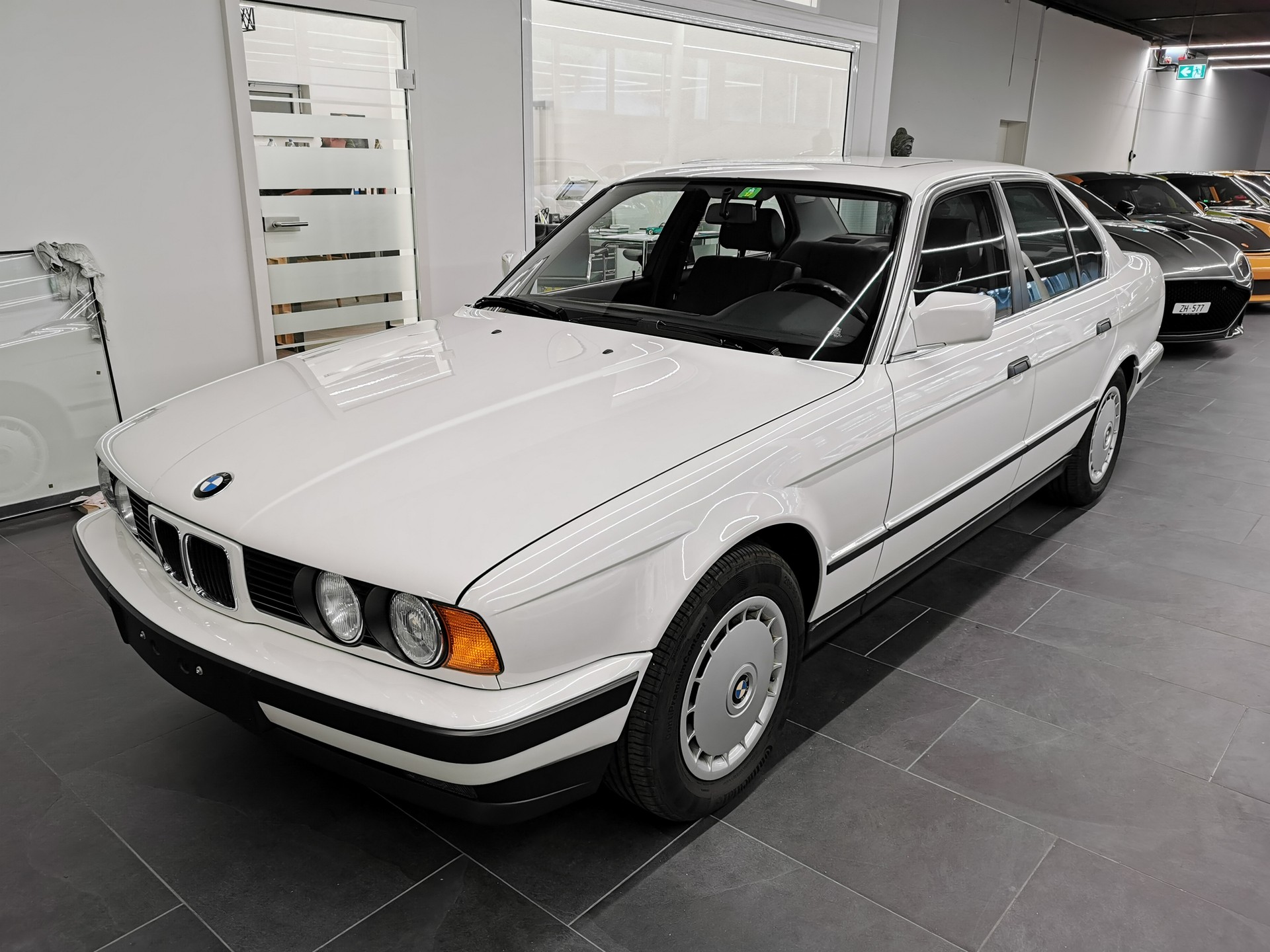 BMW 525i A Veteran-image-2