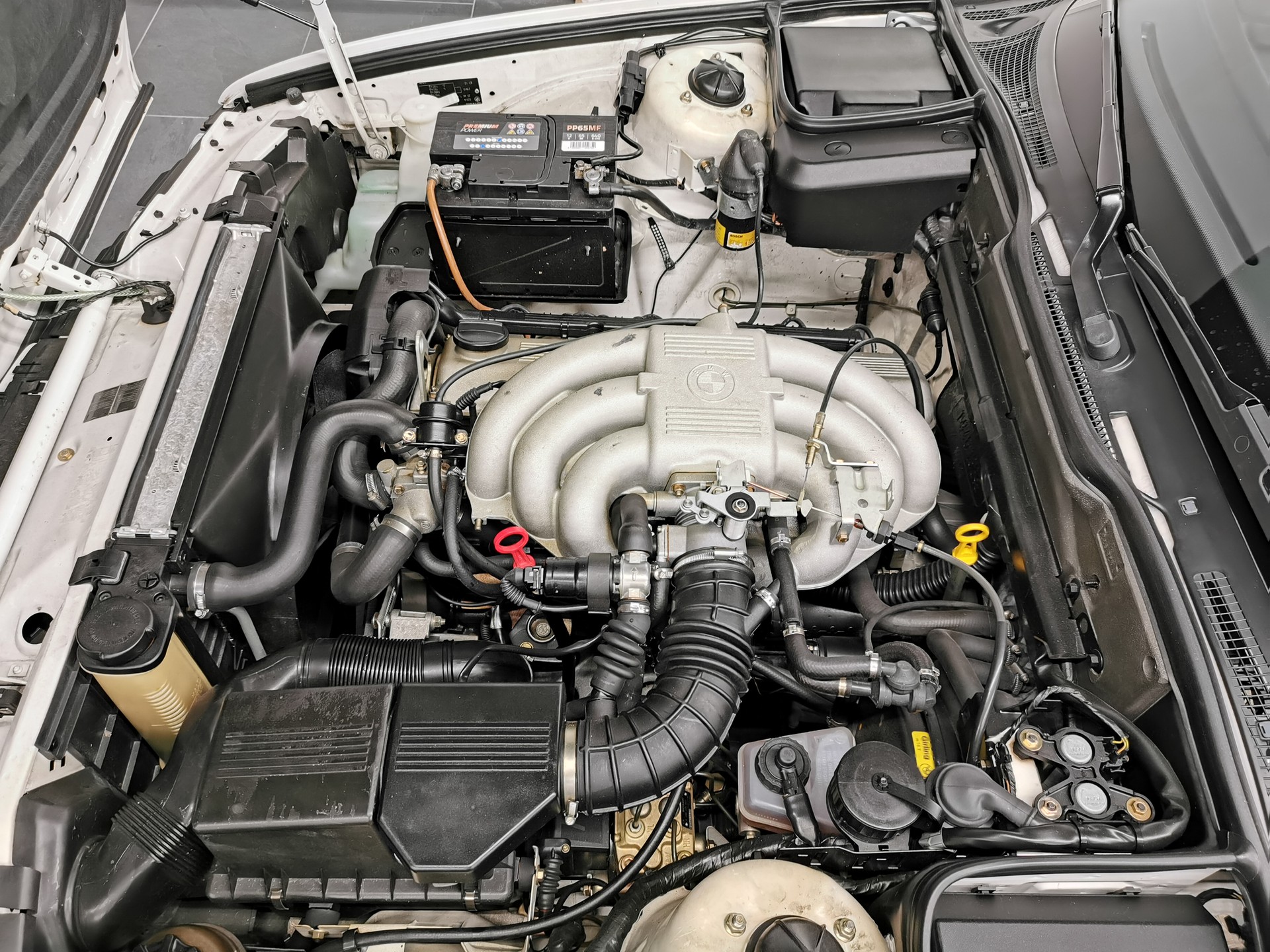BMW 525i A Veteran-image-8