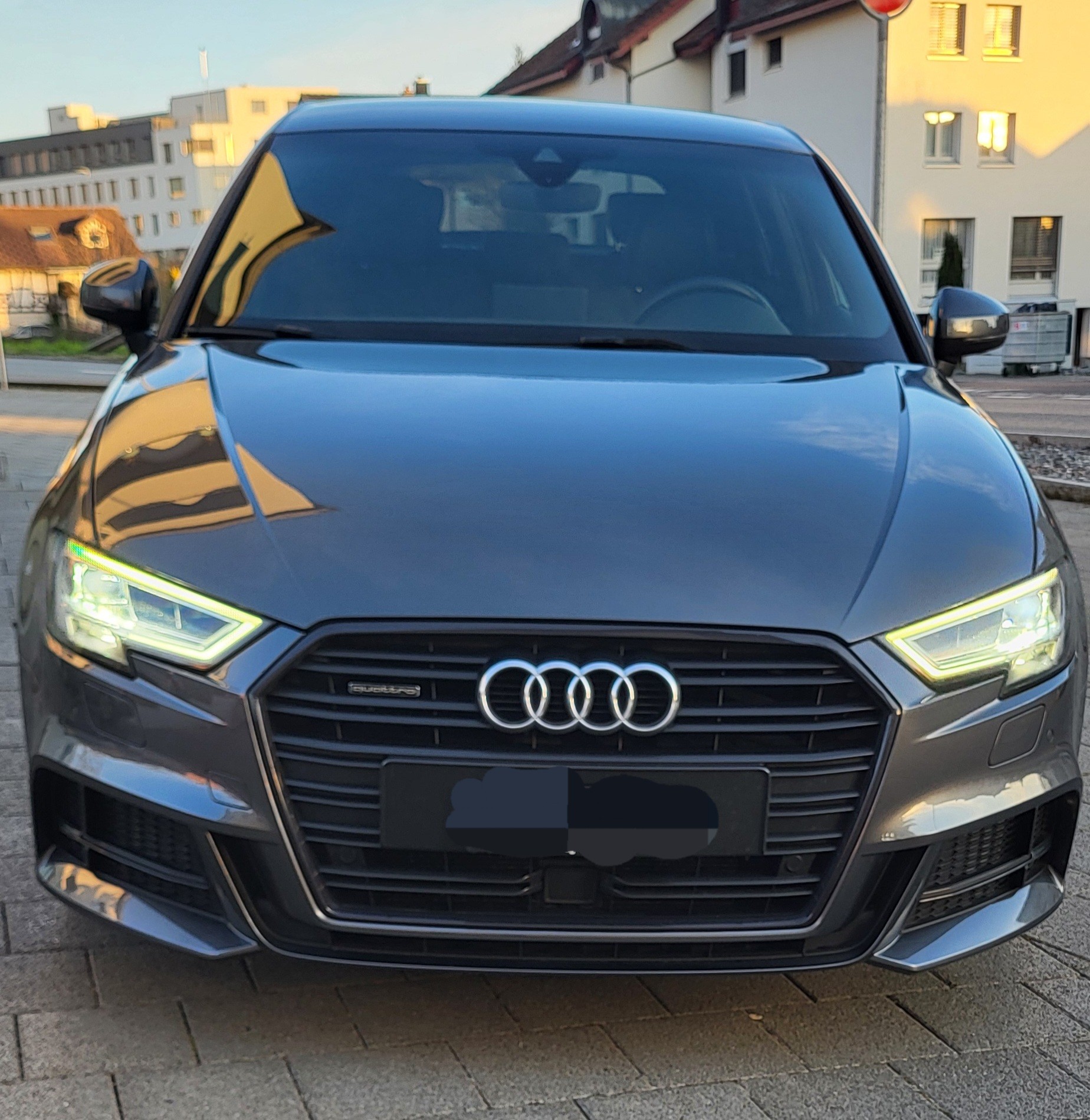 AUDI A3 Sportback 40 TFSI Sport quattro S-tronic-image-8