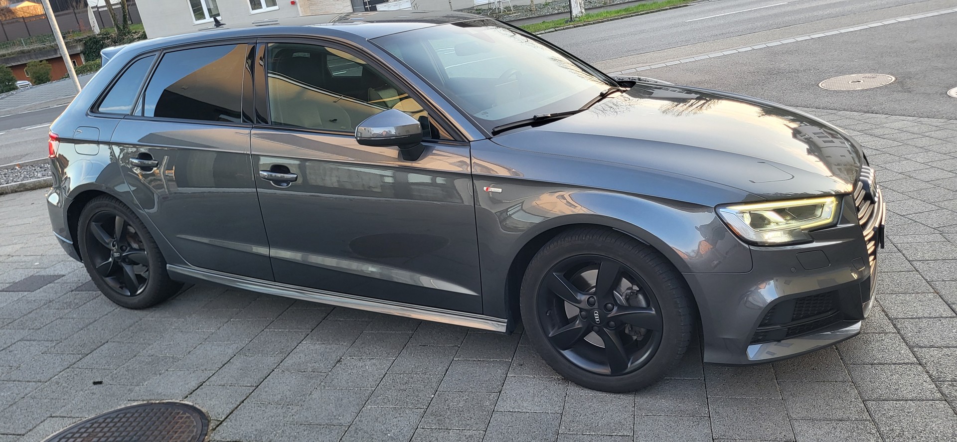 AUDI A3 Sportback 40 TFSI Sport quattro S-tronic-image-7