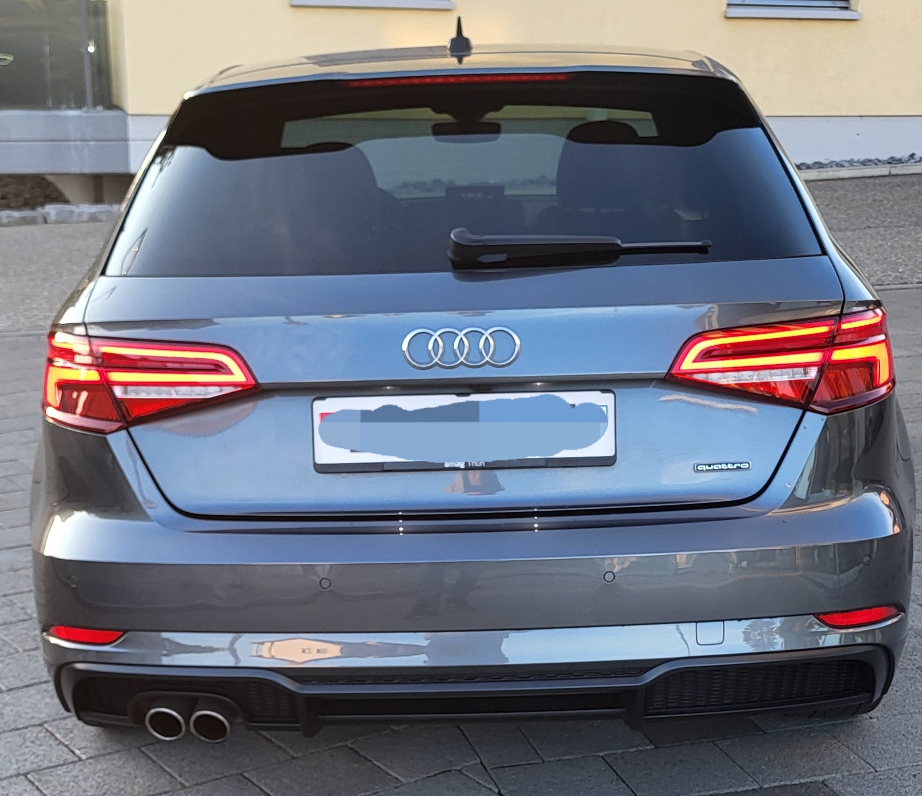 AUDI A3 Sportback 40 TFSI Sport quattro S-tronic-image-9