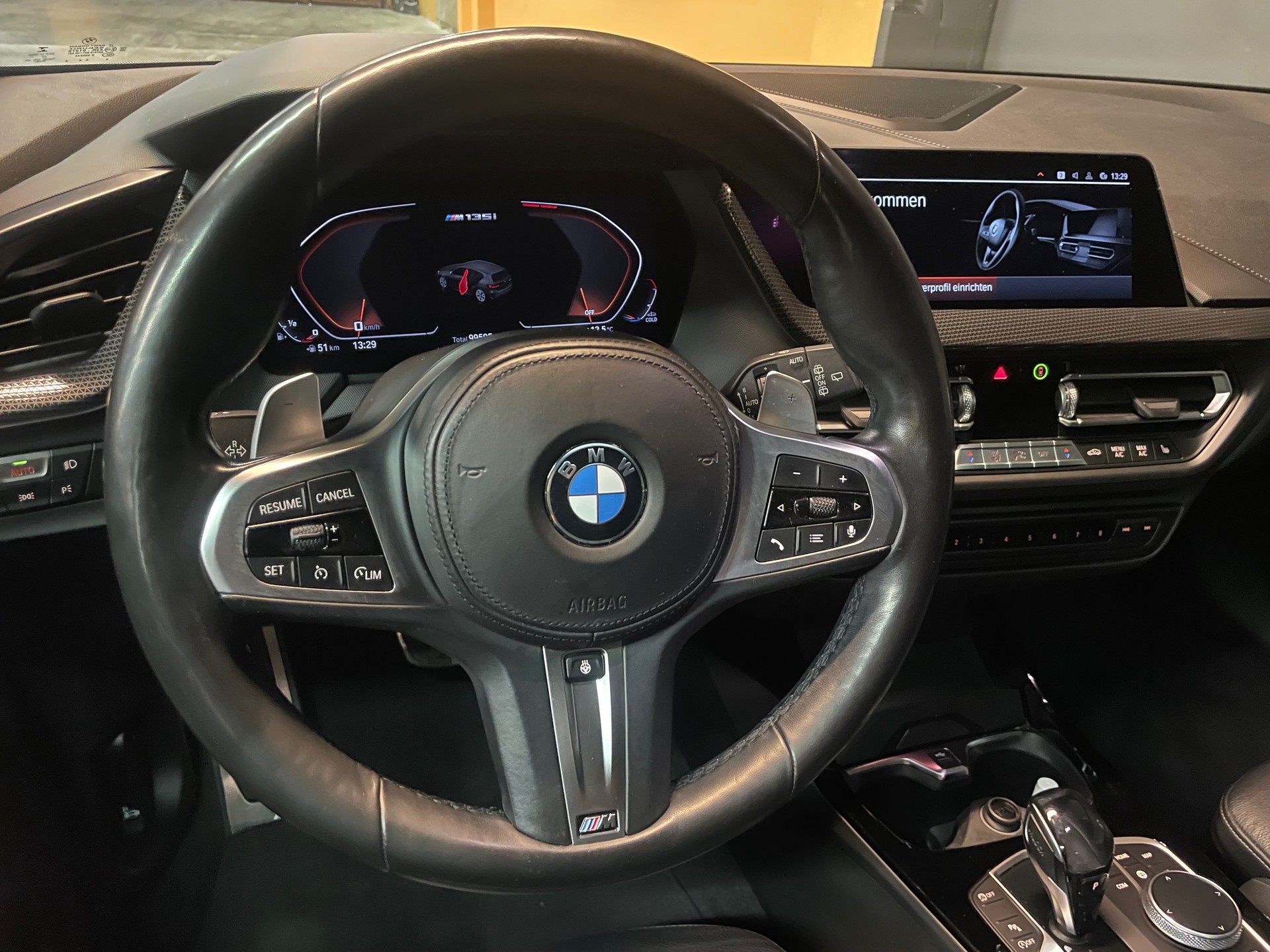 BMW M135i xDrive M-PERFOMANCE Steptronic SAG-image-8