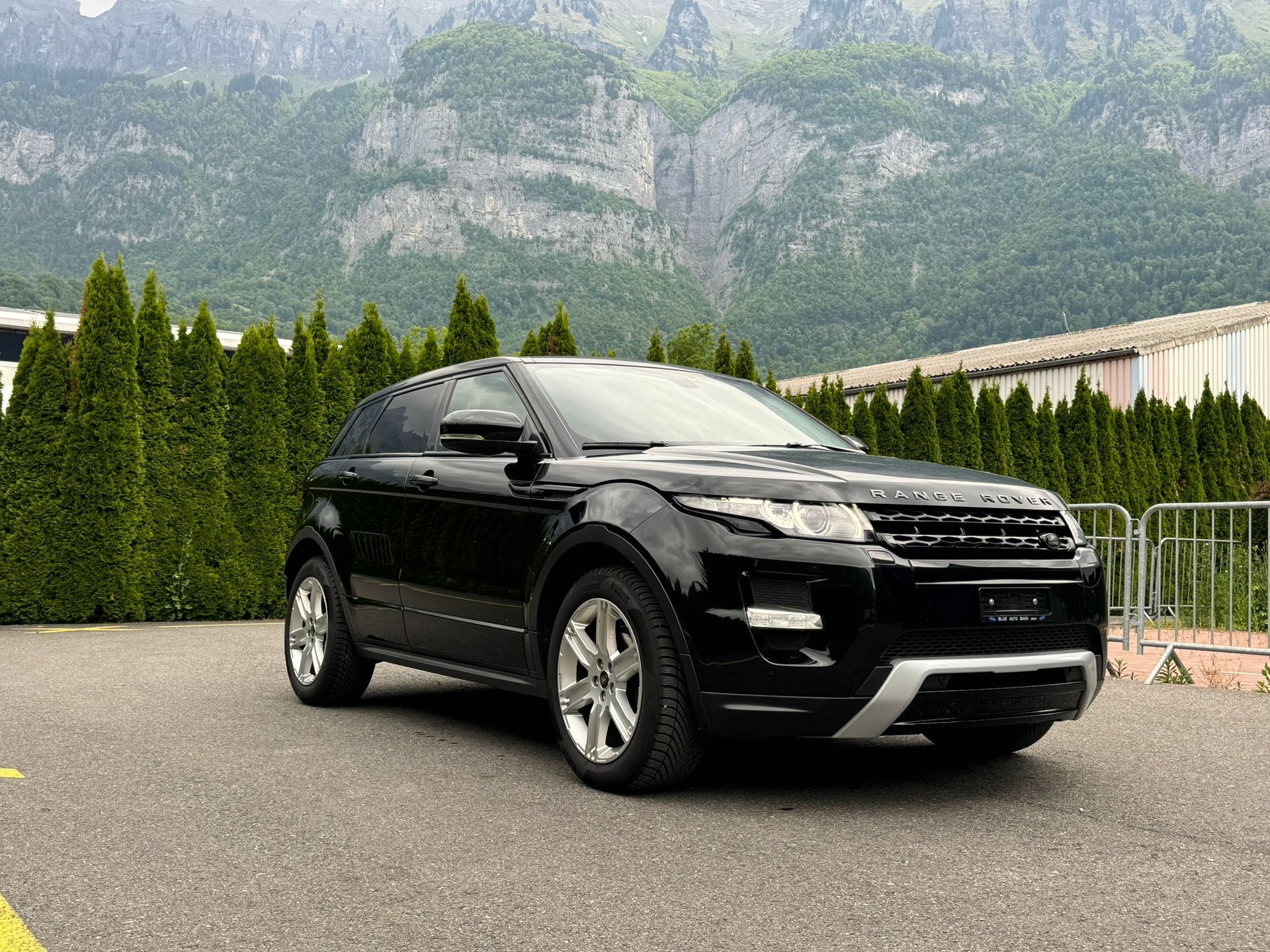 LAND ROVER Range Rover Evoque 2.0 Si4 Dynamic AT6-image-2