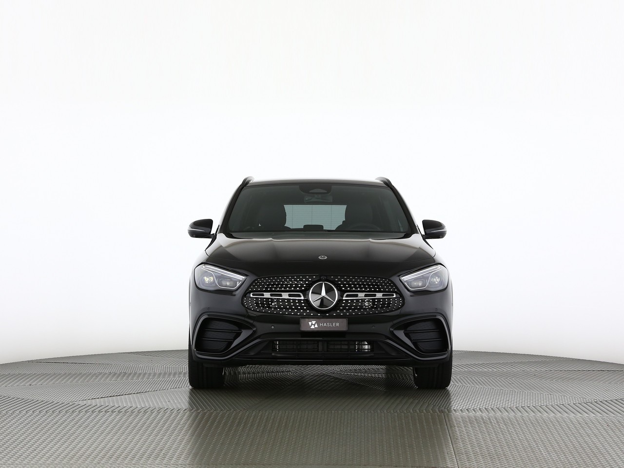 MERCEDES-BENZ GLA 200 7G-DCT-image-4