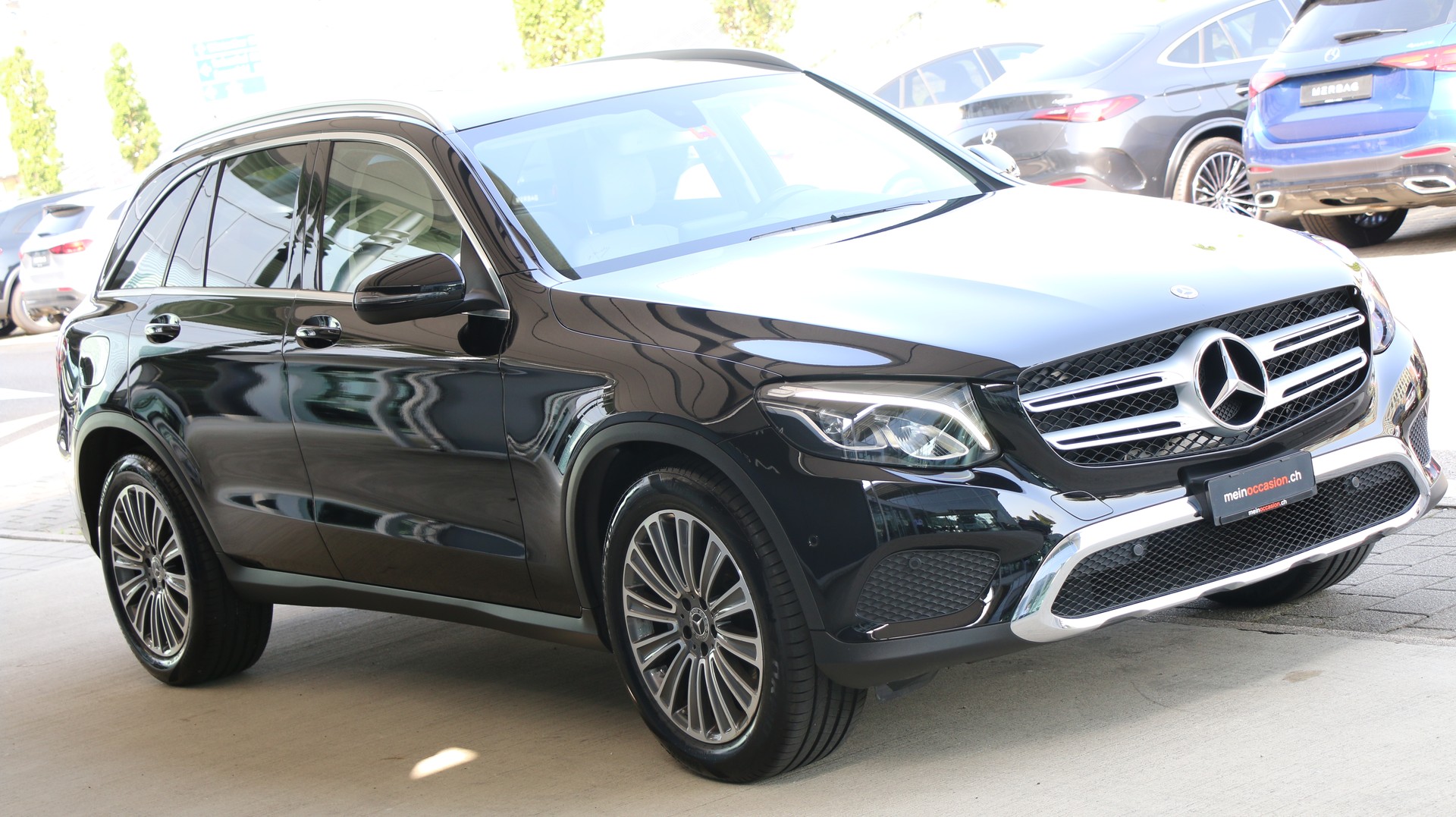 MERCEDES-BENZ GLC 220 d 4Matic-image-18