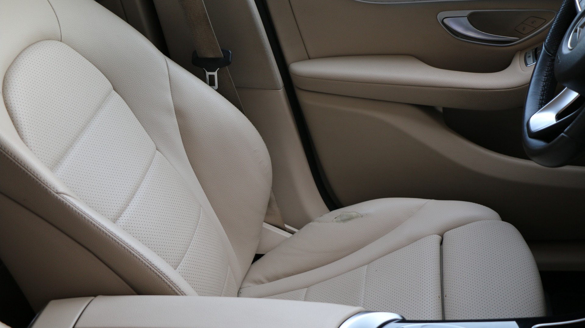 MERCEDES-BENZ GLC 220 d 4Matic-image-14