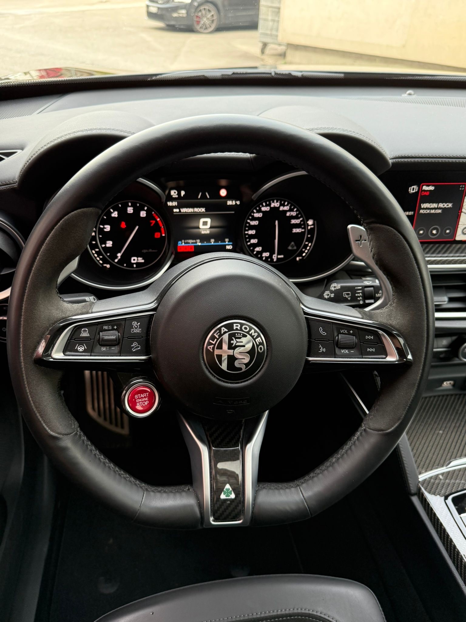 ALFA ROMEO Stelvio 2.9 V6 Quadrifoglio Q4 Automatic-image-5