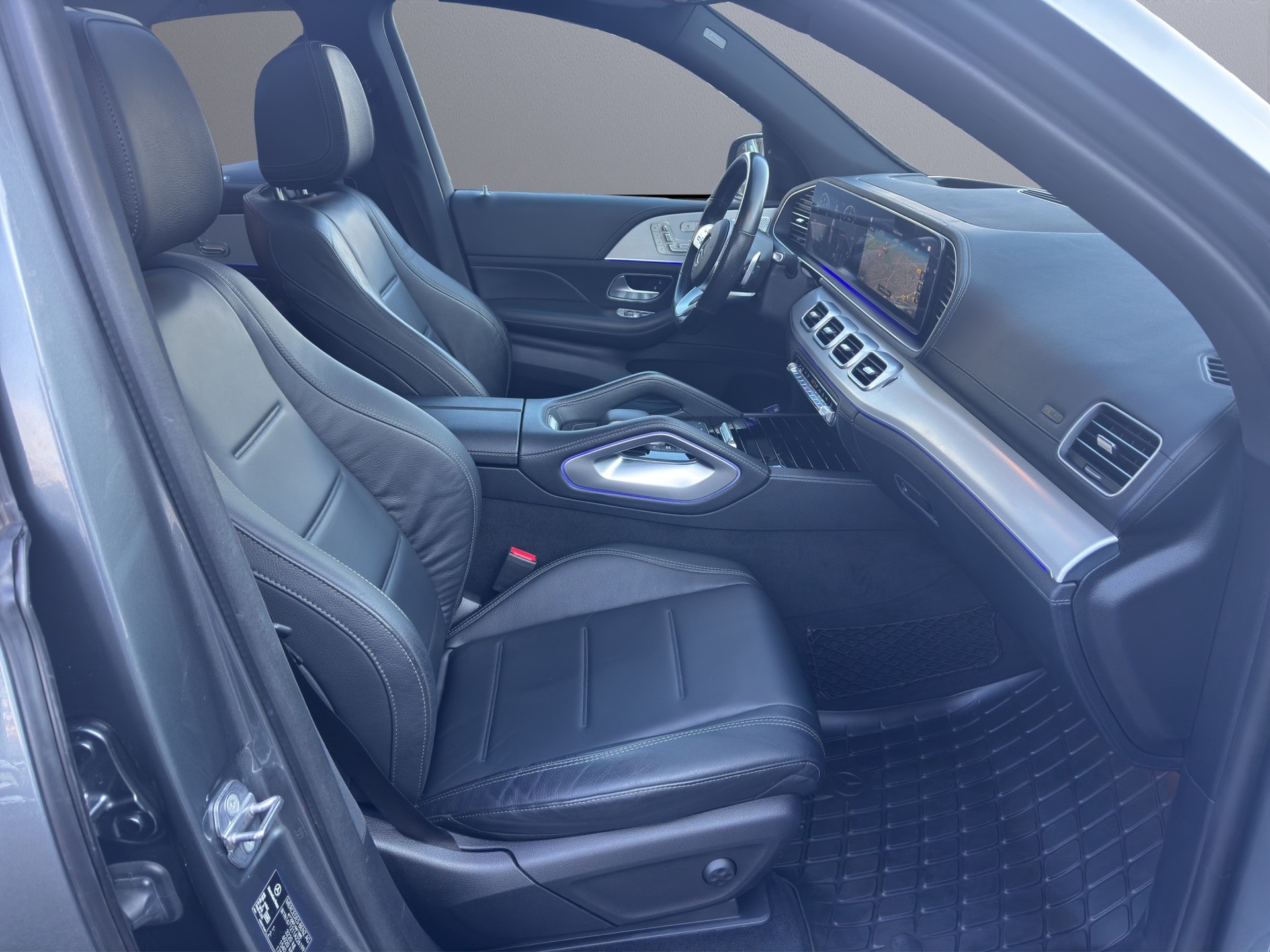 MERCEDES-BENZ GLE 350 d 4Matic AMG Line 9G-Tronic-image-13
