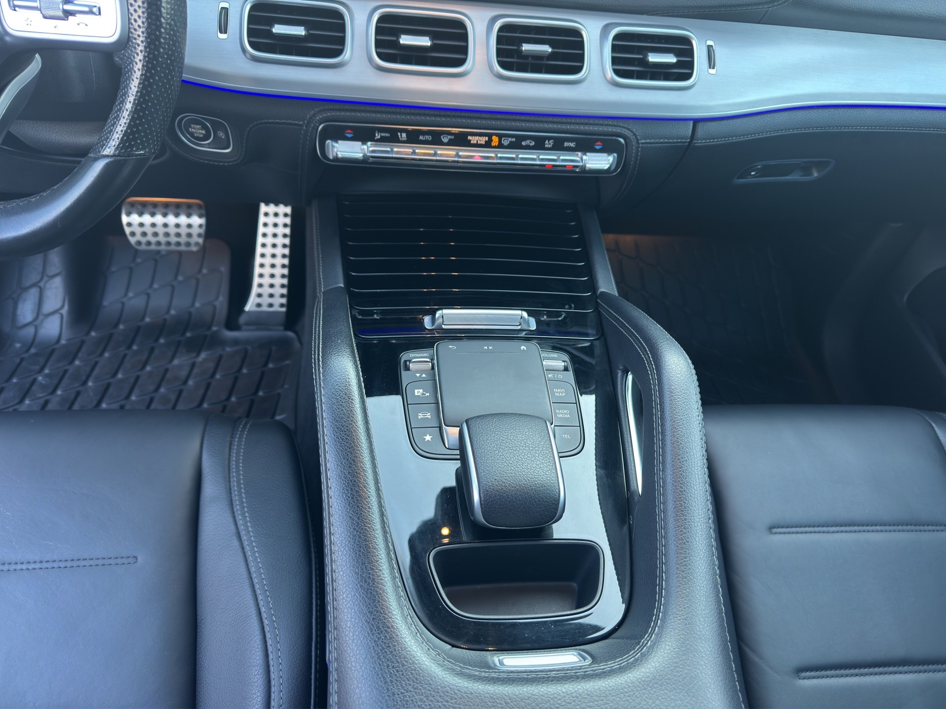 MERCEDES-BENZ GLE 350 d 4Matic AMG Line 9G-Tronic-image-12