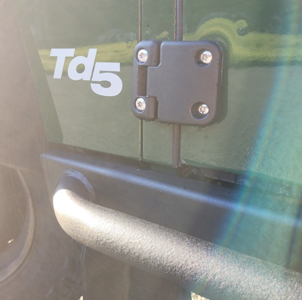 LAND ROVER Defender 90 SW 2.5 Td5-image-3