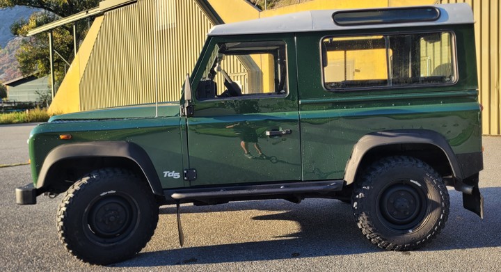 LAND ROVER Defender 90 SW 2.5 Td5-image-1