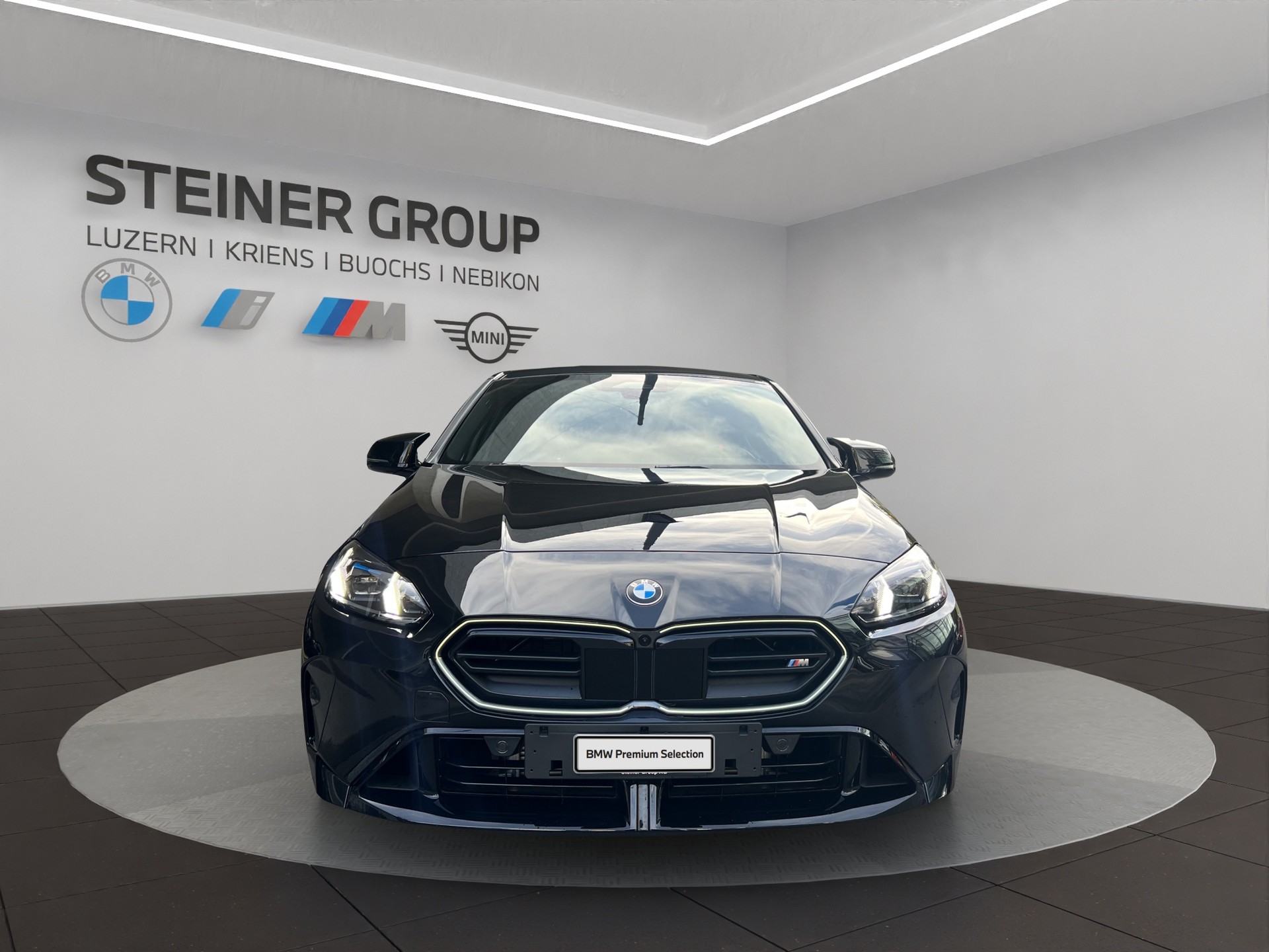 BMW M135 xDrive M Sport Pro-image-1
