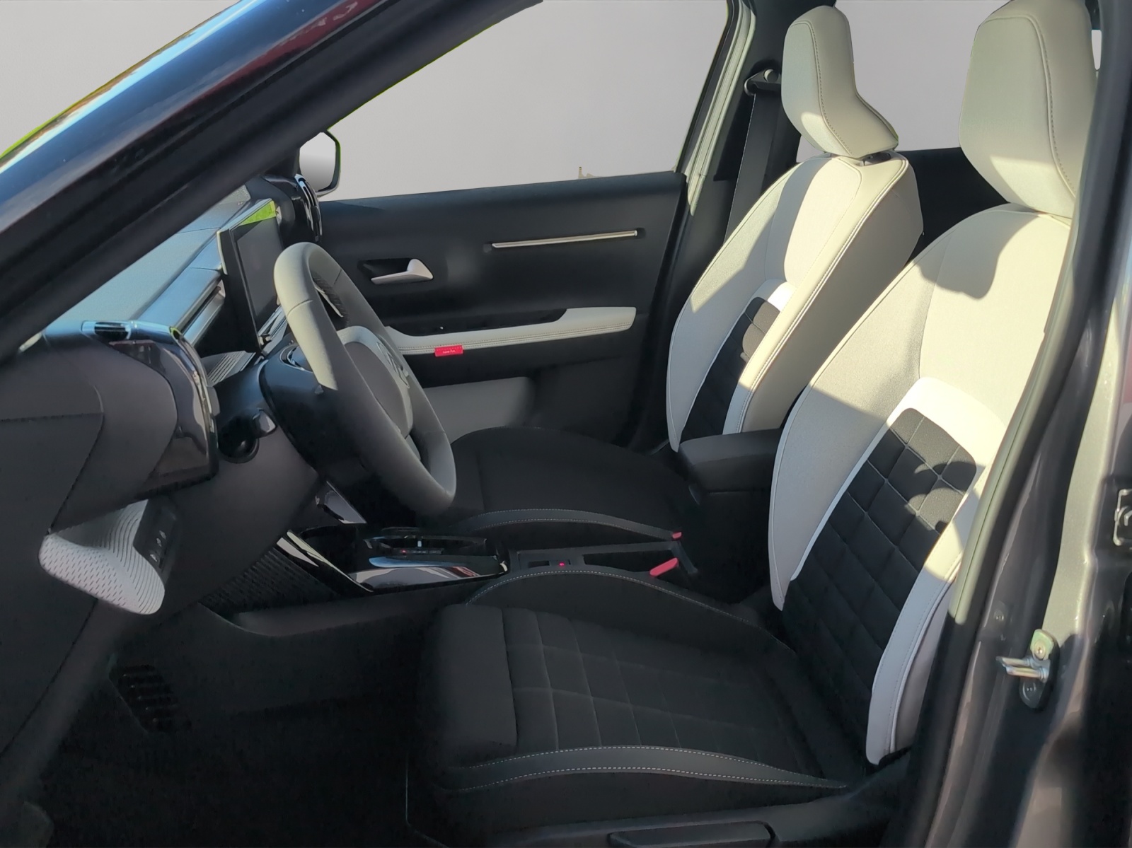 CITROEN e-C3 44kWh Max 100% Elektro Reichweite 320KM / 8-Jahre od. 160'000KM WE CARE Herstellergarantie-image-8