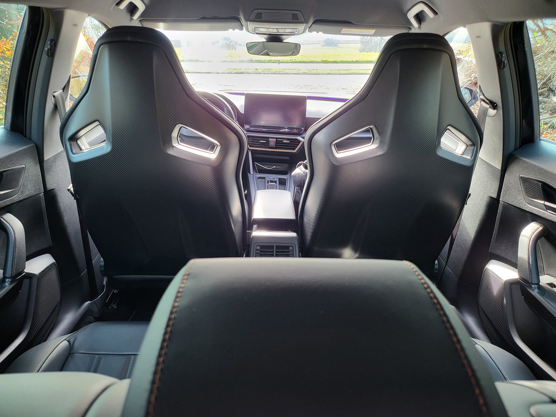 CUPRA Formentor 2.5TSI VZ5 4Drive DSG [Alle Fahrzeugteile in Schwarz, Tieferlegung, Distanzscheiben]-image-5